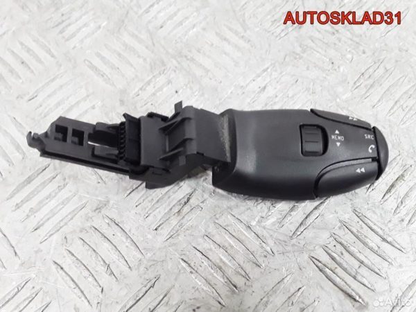 Корпус термостата Ford Focus 2 2,0 aoda 5653258 - АвтоСклад31.рф - авторазборка контрактные б/у запчасти в г. Белгород