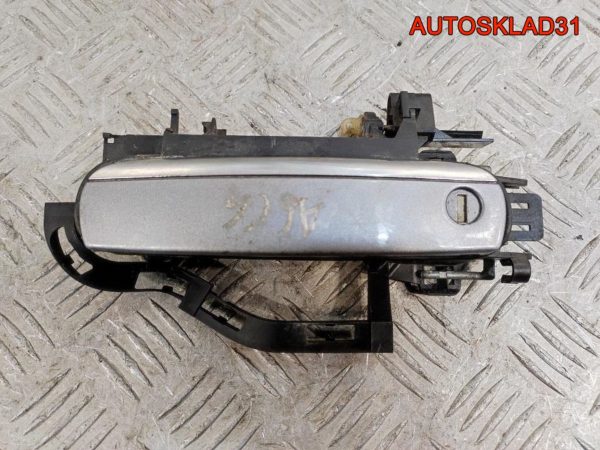 Кронштейн двигателя Правый Audi A6 C6 4F0199352E - АвтоСклад31.рф - авторазборка контрактные б/у запчасти в г. Белгород