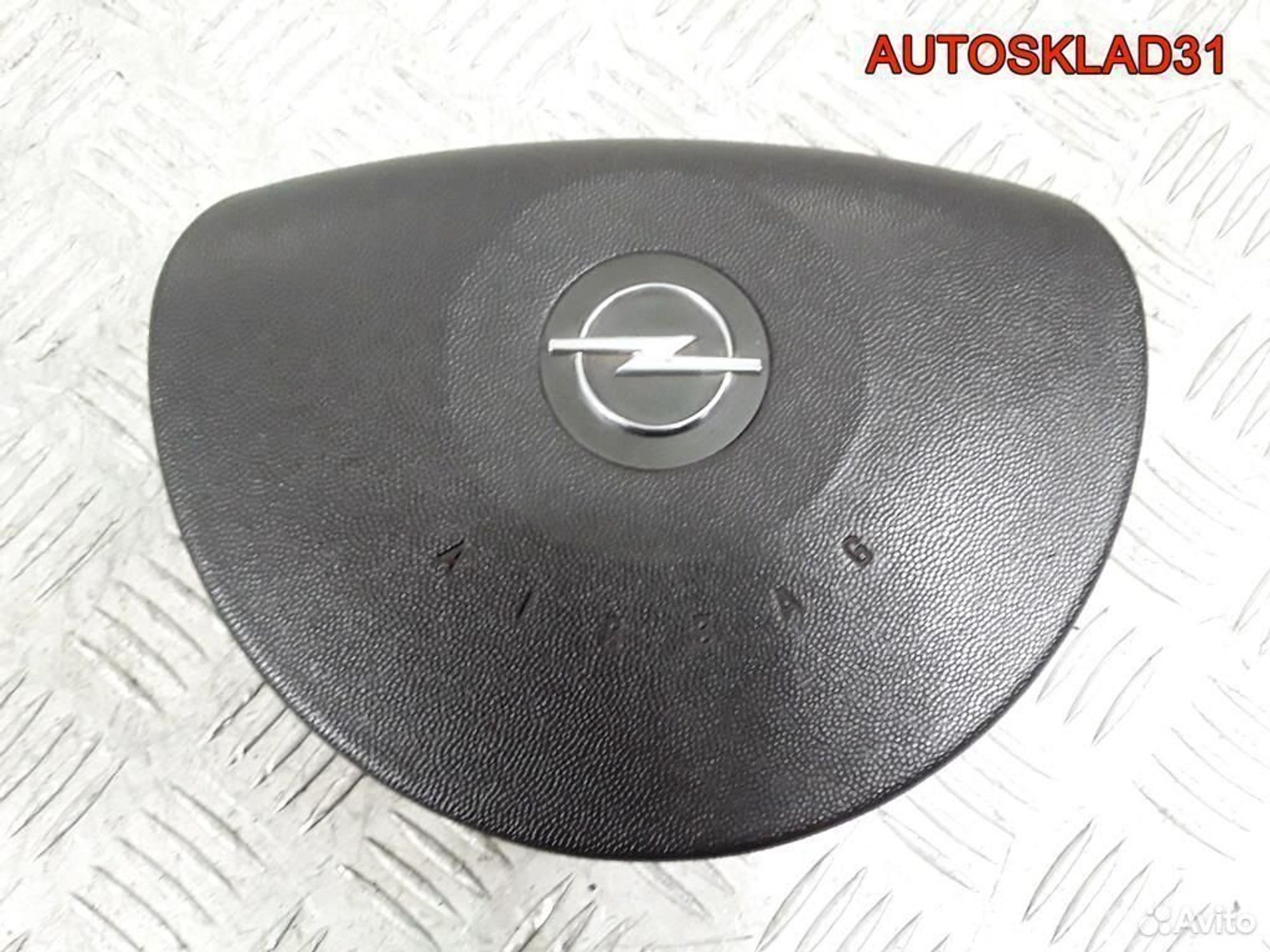 Подушка безопасности в руль Opel Corsa C 13111507 - АвтоСклад31.рф - авторазборка контрактные б/у запчасти в г. Белгород Подушка безопасности в руль Opel Corsa C 13111507 - АвтоСклад31.рф - авторазборка контрактные б/у запчасти в г. Белгород