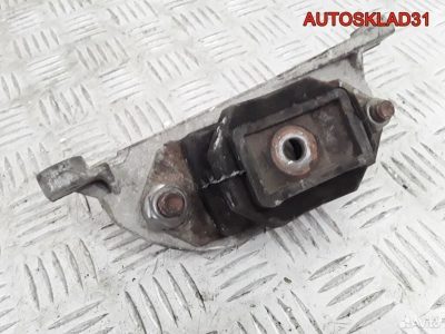 Кронштейн опоры кпп Renault Logan K7K 8200216113 - АвтоСклад31.рф - авторазборка контрактные б/у запчасти в г. Белгород