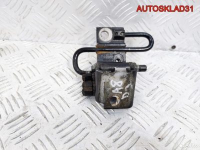 Петля двери передней левой Audi A8 D3 4E0831411A - АвтоСклад31.рф - авторазборка контрактные б/у запчасти в г. Белгород