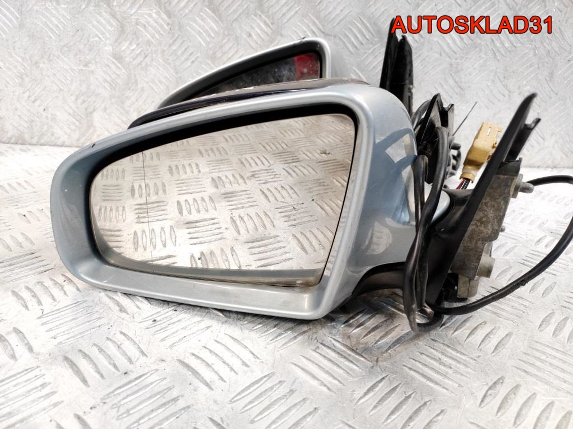 Зеркало левое 5 контактов Audi A4 B6 8E1858531AA - АвтоСклад31.рф - авторазборка контрактные б/у запчасти в г. Белгород Зеркало левое 5 контактов Audi A4 B6 8E1858531AA - АвтоСклад31.рф - авторазборка контрактные б/у запчасти в г. Белгород