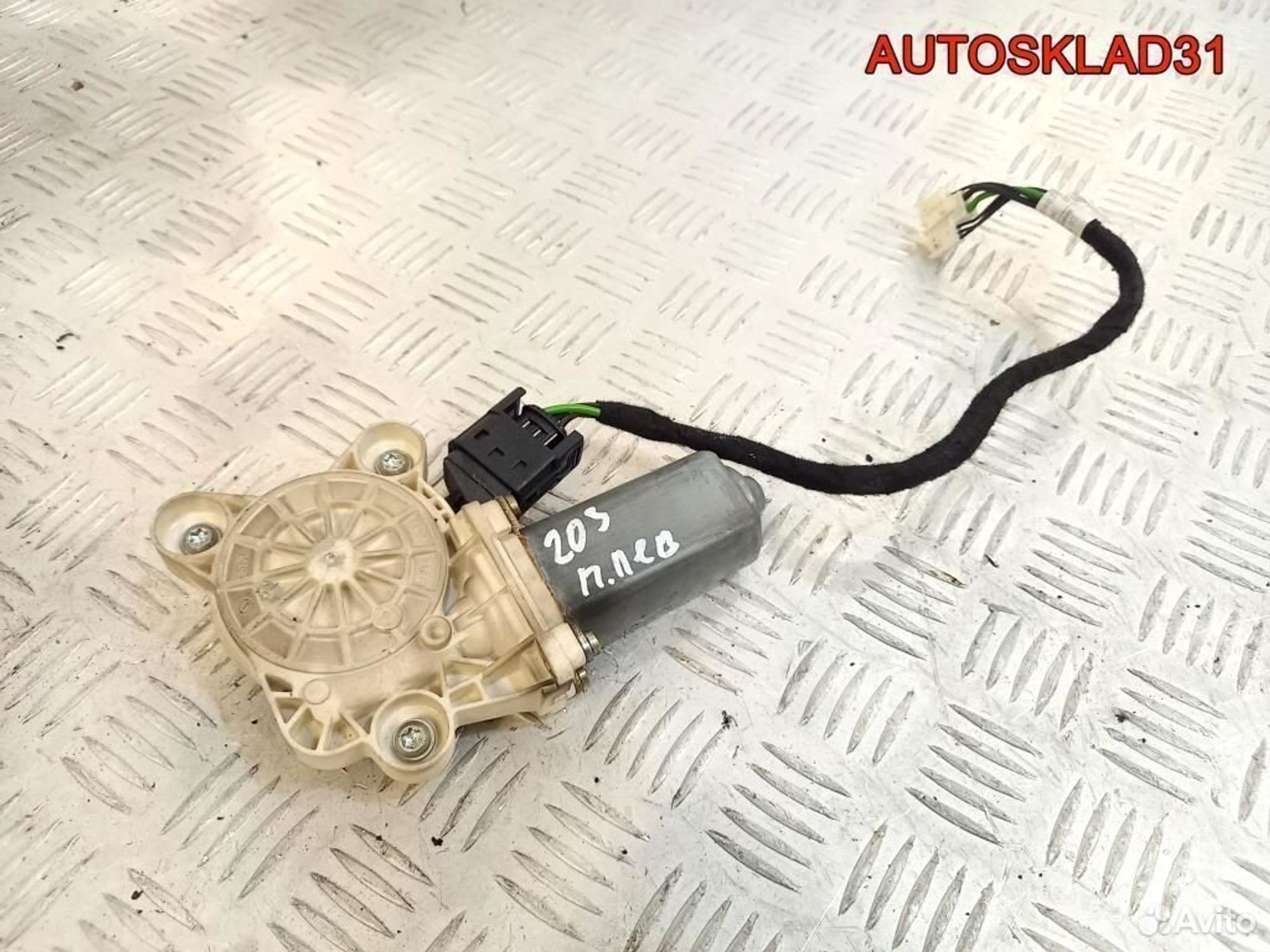 Моторчик стеклоподъемника Mercedes W203 2118201842 - АвтоСклад31.рф - авторазборка контрактные б/у запчасти в г. Белгород Моторчик стеклоподъемника Mercedes W203 2118201842 - АвтоСклад31.рф - авторазборка контрактные б/у запчасти в г. Белгород