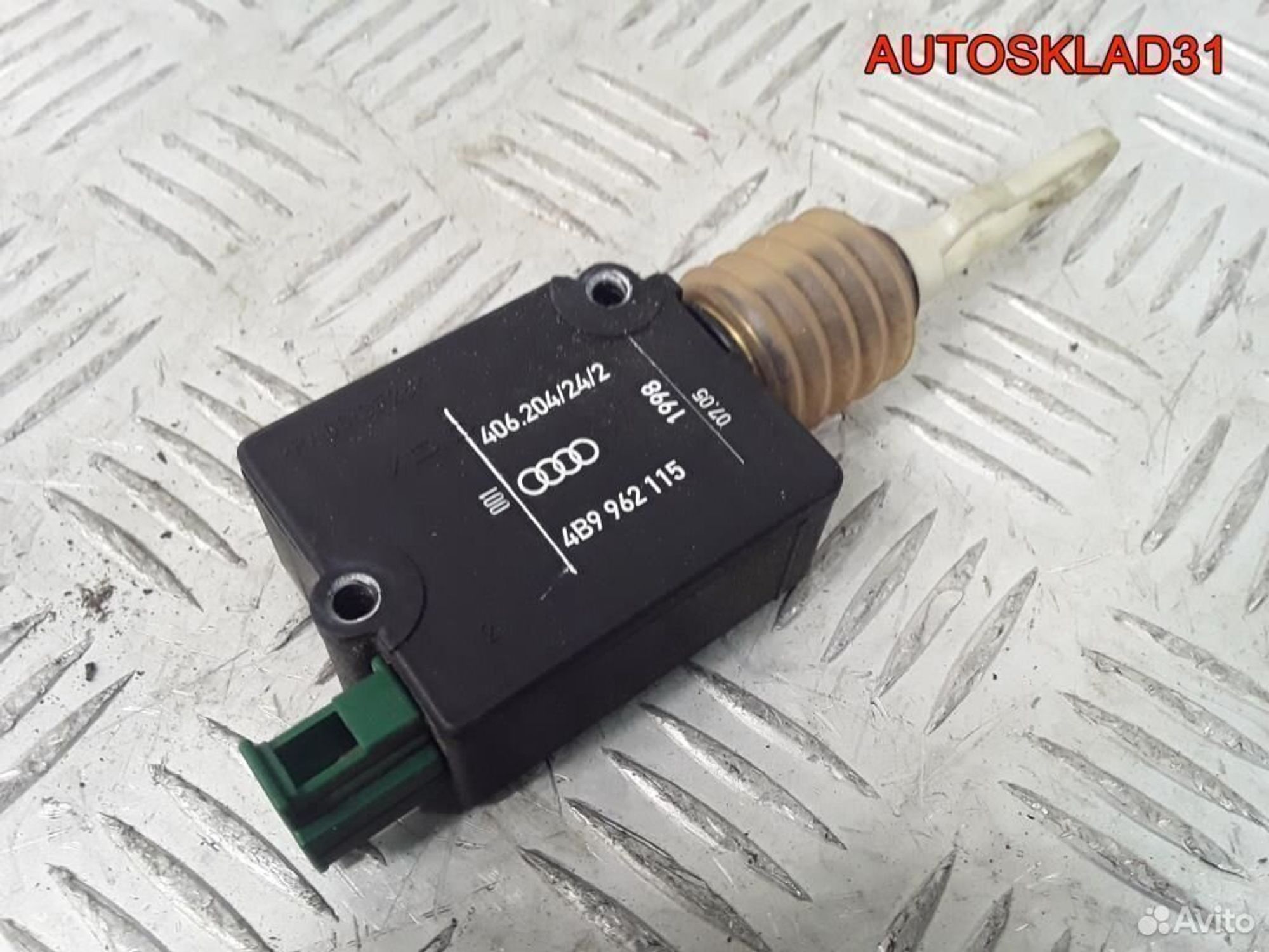 Активатор замка багажника Audi A6 C5 4B9962115 - АвтоСклад31.рф - авторазборка контрактные б/у запчасти в г. Белгород Активатор замка багажника Audi A6 C5 4B9962115 - АвтоСклад31.рф - авторазборка контрактные б/у запчасти в г. Белгород