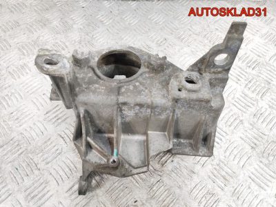 Кронштейн опоры КПП Renault Kangoo K9K 7700430825 - АвтоСклад31.рф - авторазборка контрактные б/у запчасти в г. Белгород