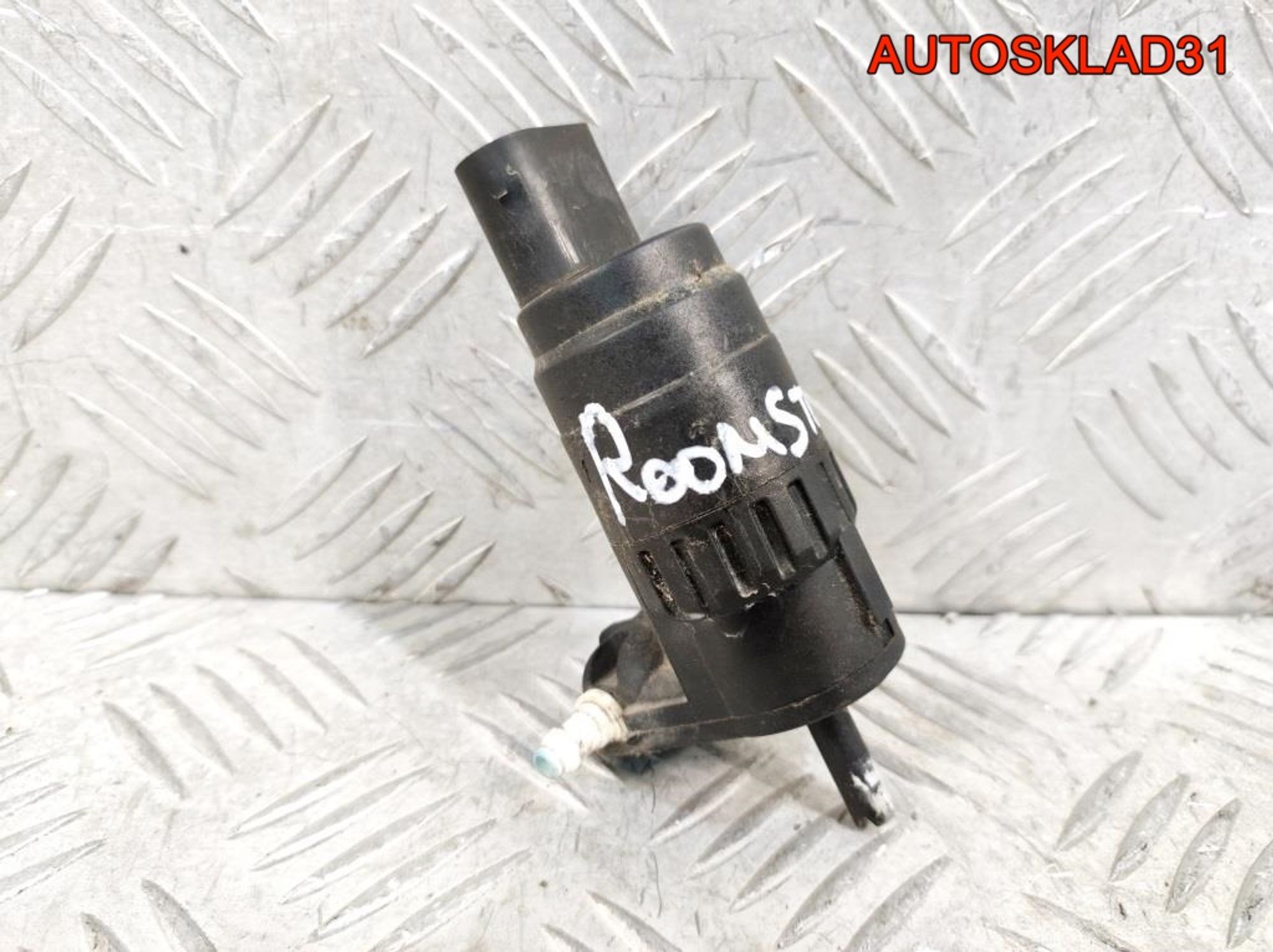 Насос омывателя Skoda Roomster 1K6955651 - АвтоСклад31.рф - авторазборка контрактные б/у запчасти в г. Белгород Насос омывателя Skoda Roomster 1K6955651 - АвтоСклад31.рф - авторазборка контрактные б/у запчасти в г. Белгород
