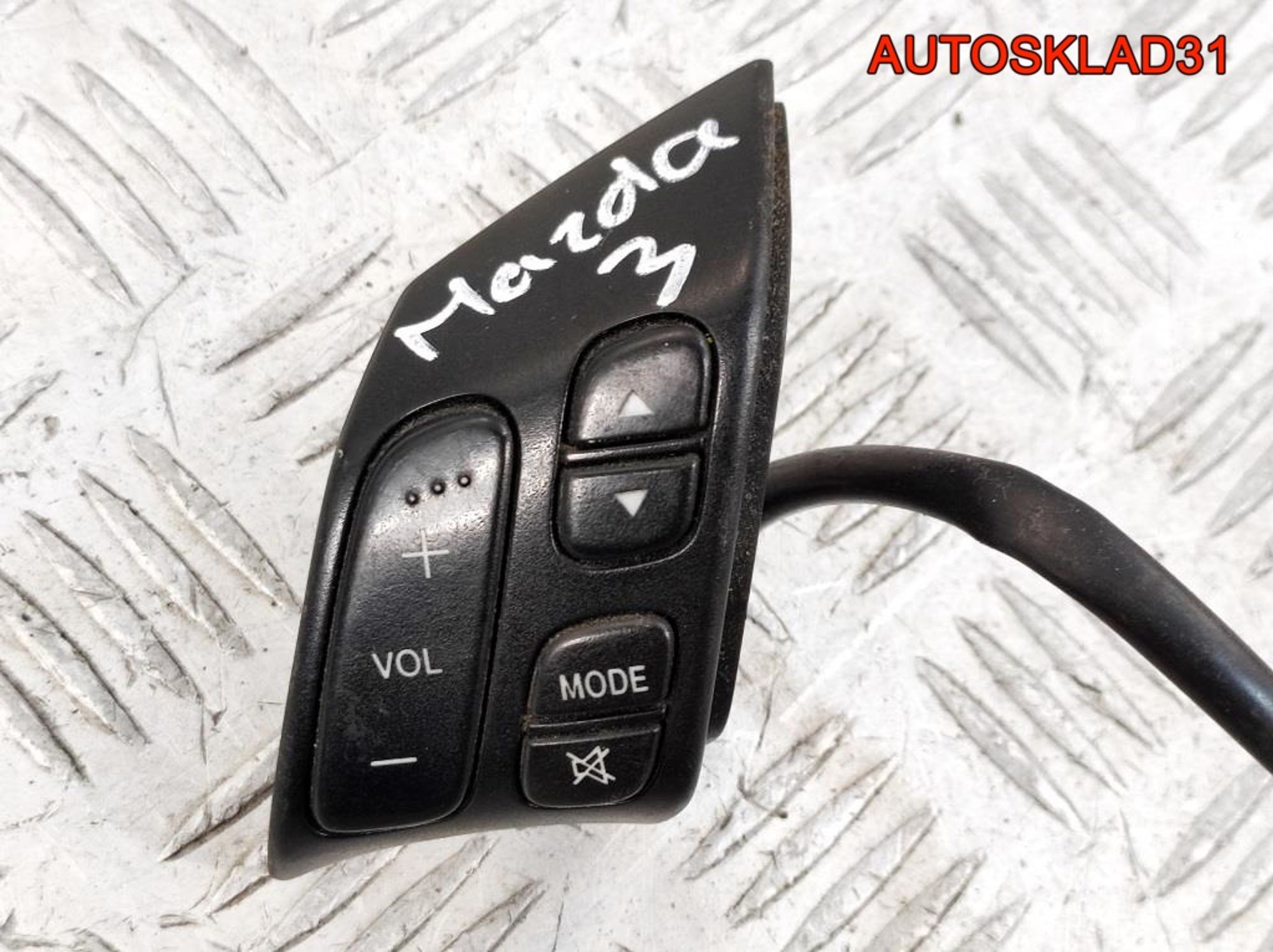 Кнопки на руль Mazda 3 BK 153769LH - АвтоСклад31.рф - авторазборка контрактные б/у запчасти в г. Белгород Кнопки на руль Mazda 3 BK 153769LH - АвтоСклад31.рф - авторазборка контрактные б/у запчасти в г. Белгород