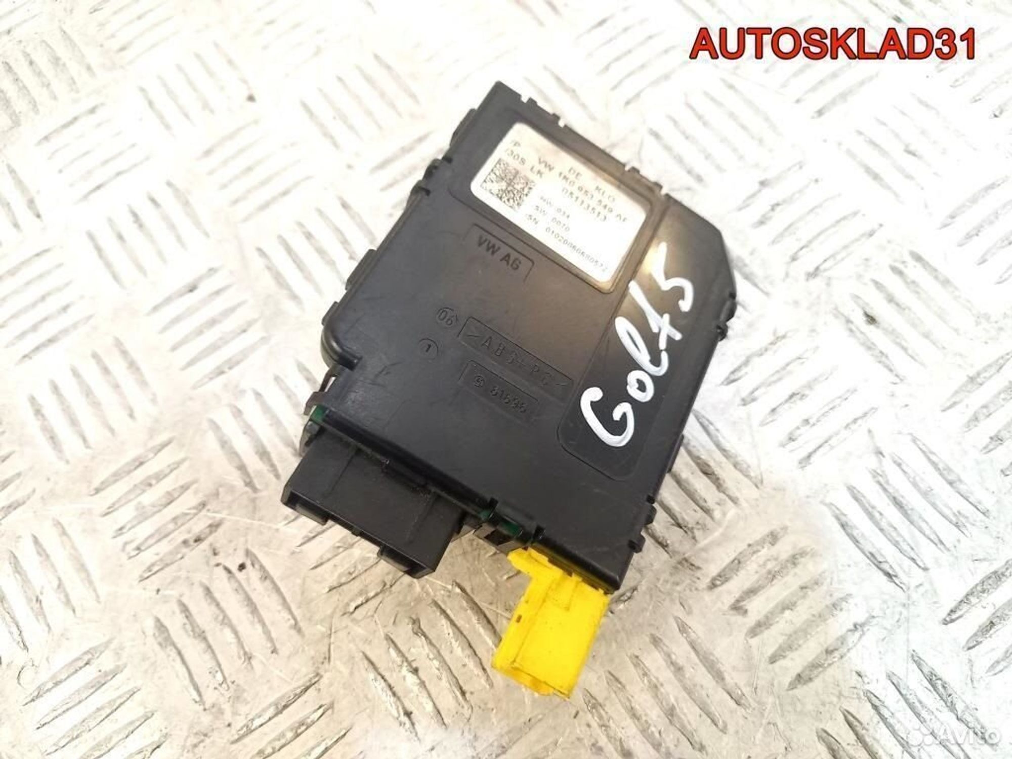 Блок подрулевой Volkswagen Golf 5 1K0953549AF - АвтоСклад31.рф - авторазборка контрактные б/у запчасти в г. Белгород Блок подрулевой Volkswagen Golf 5 1K0953549AF - АвтоСклад31.рф - авторазборка контрактные б/у запчасти в г. Белгород