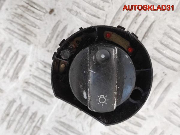 Дефлектор воздушный BMW E90 64226922634 - АвтоСклад31.рф - авторазборка контрактные б/у запчасти в г. Белгород
