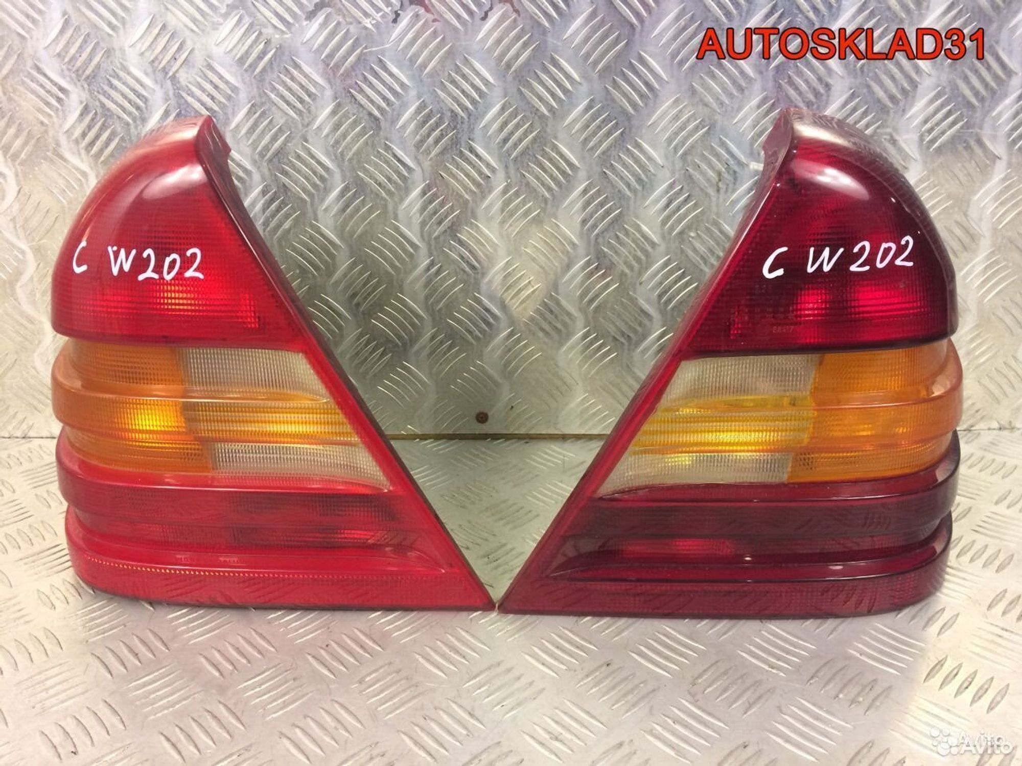 Фонарь задний Mercedes Benz W202 2028200164 седан - АвтоСклад31.рф - авторазборка контрактные б/у запчасти в г. Белгород Фонарь задний Mercedes Benz W202 2028200164 седан - АвтоСклад31.рф - авторазборка контрактные б/у запчасти в г. Белгород