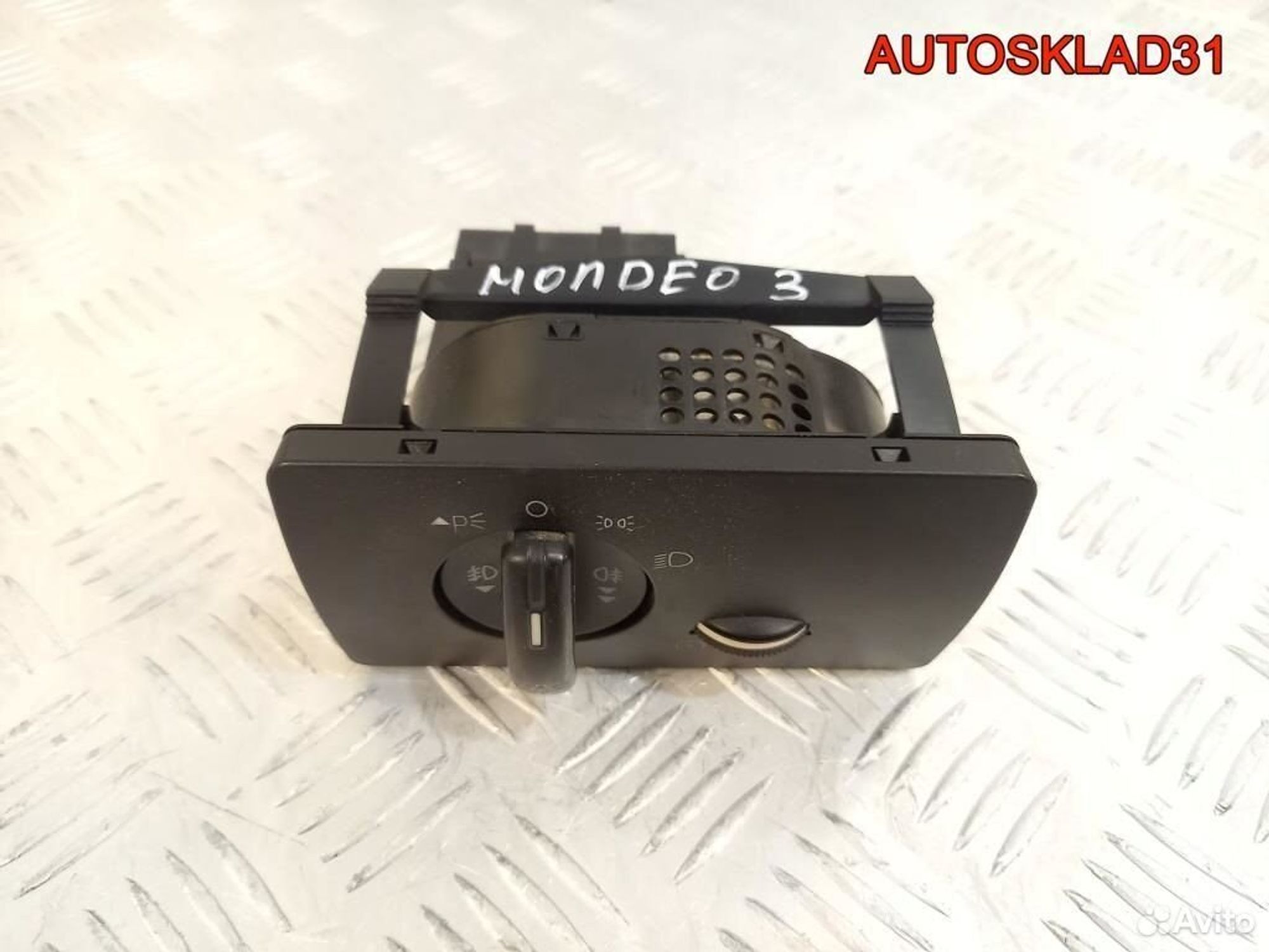Переключатель света фар Ford Mondeo 3 1S7T13A024DB - АвтоСклад31.рф - авторазборка контрактные б/у запчасти в г. Белгород Переключатель света фар Ford Mondeo 3 1S7T13A024DB - АвтоСклад31.рф - авторазборка контрактные б/у запчасти в г. Белгород