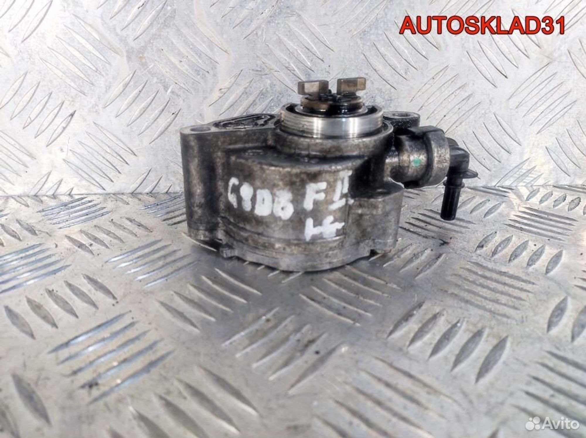 Насос вакуумный Ford Focus 2 G8DB D1562B Дизель - АвтоСклад31.рф - авторазборка контрактные б/у запчасти в г. Белгород Насос вакуумный Ford Focus 2 G8DB D1562B Дизель - АвтоСклад31.рф - авторазборка контрактные б/у запчасти в г. Белгород