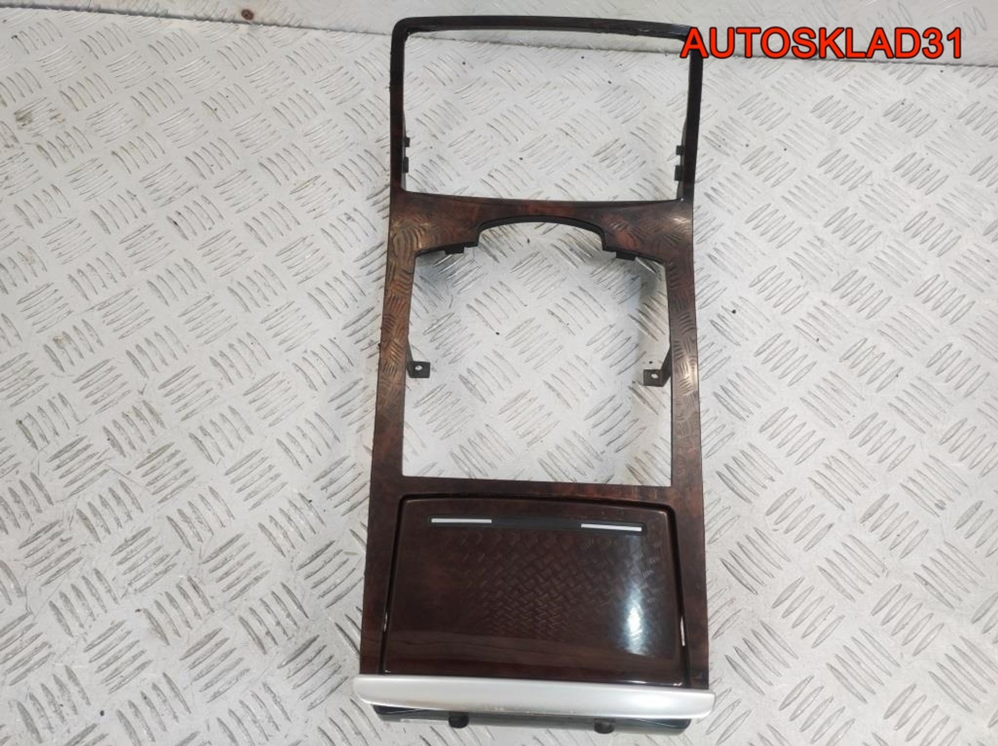 Накладка декоративная Audi A8 4E 4E0863916 - АвтоСклад31.рф - авторазборка контрактные б/у запчасти в г. Белгород Накладка декоративная Audi A8 4E 4E0863916 - АвтоСклад31.рф - авторазборка контрактные б/у запчасти в г. Белгород