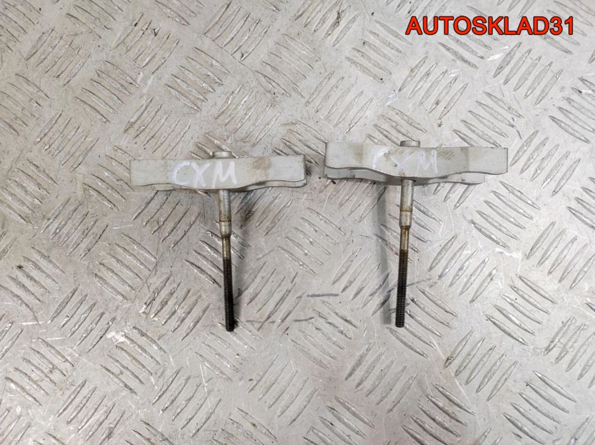 Крепление форсунки Skoda Rapid 1,6 CXM Дизель 04L216 - АвтоСклад31.рф - авторазборка контрактные б/у запчасти в г. Белгород Крепление форсунки Skoda Rapid 1,6 CXM Дизель 04L216 - АвтоСклад31.рф - авторазборка контрактные б/у запчасти в г. Белгород