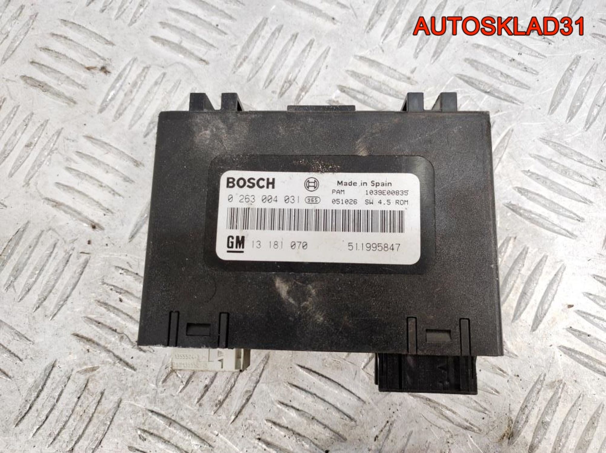 Блок парктроников Opel Vectra C 13181070 - АвтоСклад31.рф - авторазборка контрактные б/у запчасти в г. Белгород Блок парктроников Opel Vectra C 13181070 - АвтоСклад31.рф - авторазборка контрактные б/у запчасти в г. Белгород