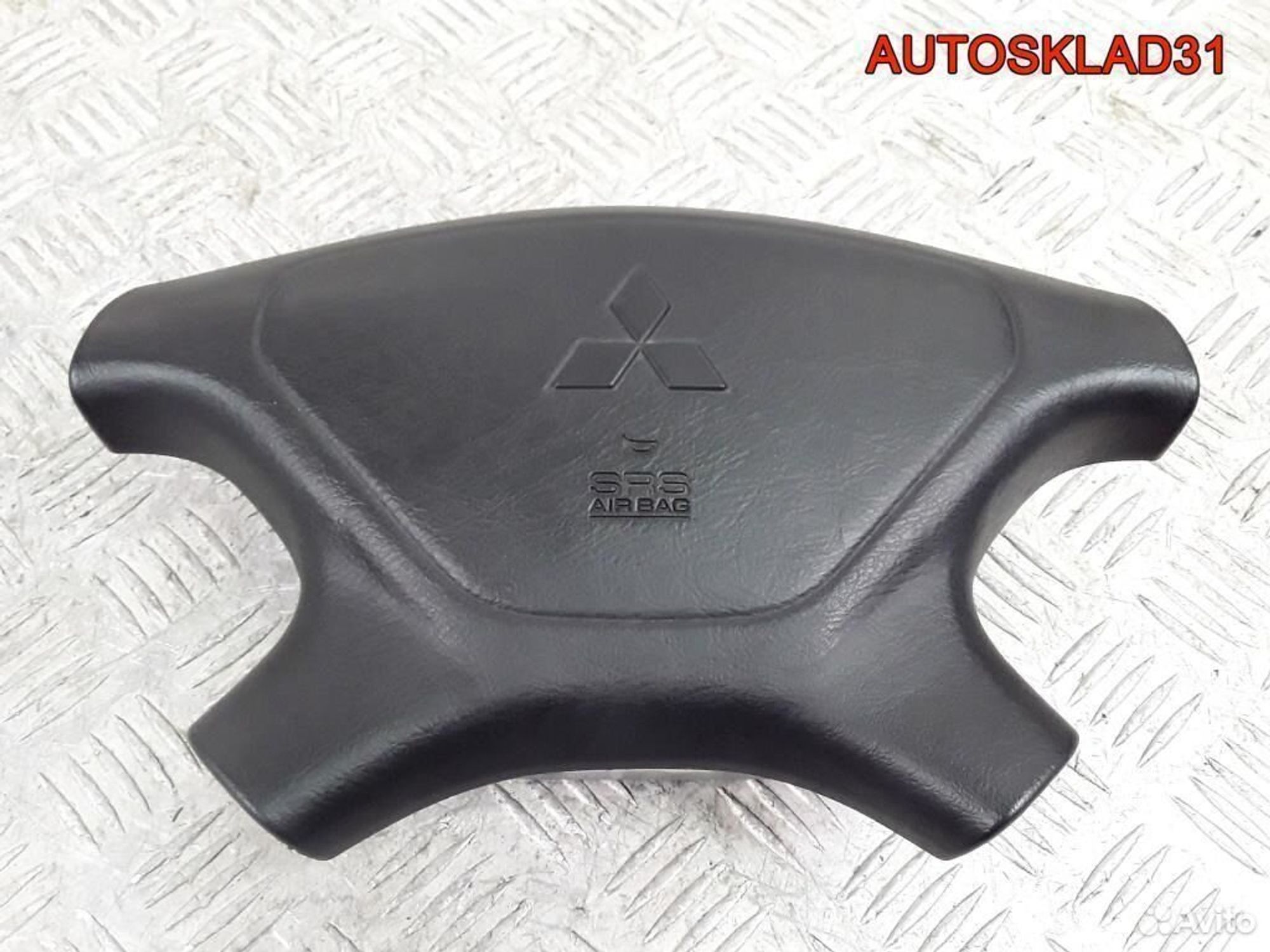 Подушка безопасности в руль Mitsubishi Carisma DA - АвтоСклад31.рф - авторазборка контрактные б/у запчасти в г. Белгород Подушка безопасности в руль Mitsubishi Carisma DA - АвтоСклад31.рф - авторазборка контрактные б/у запчасти в г. Белгород