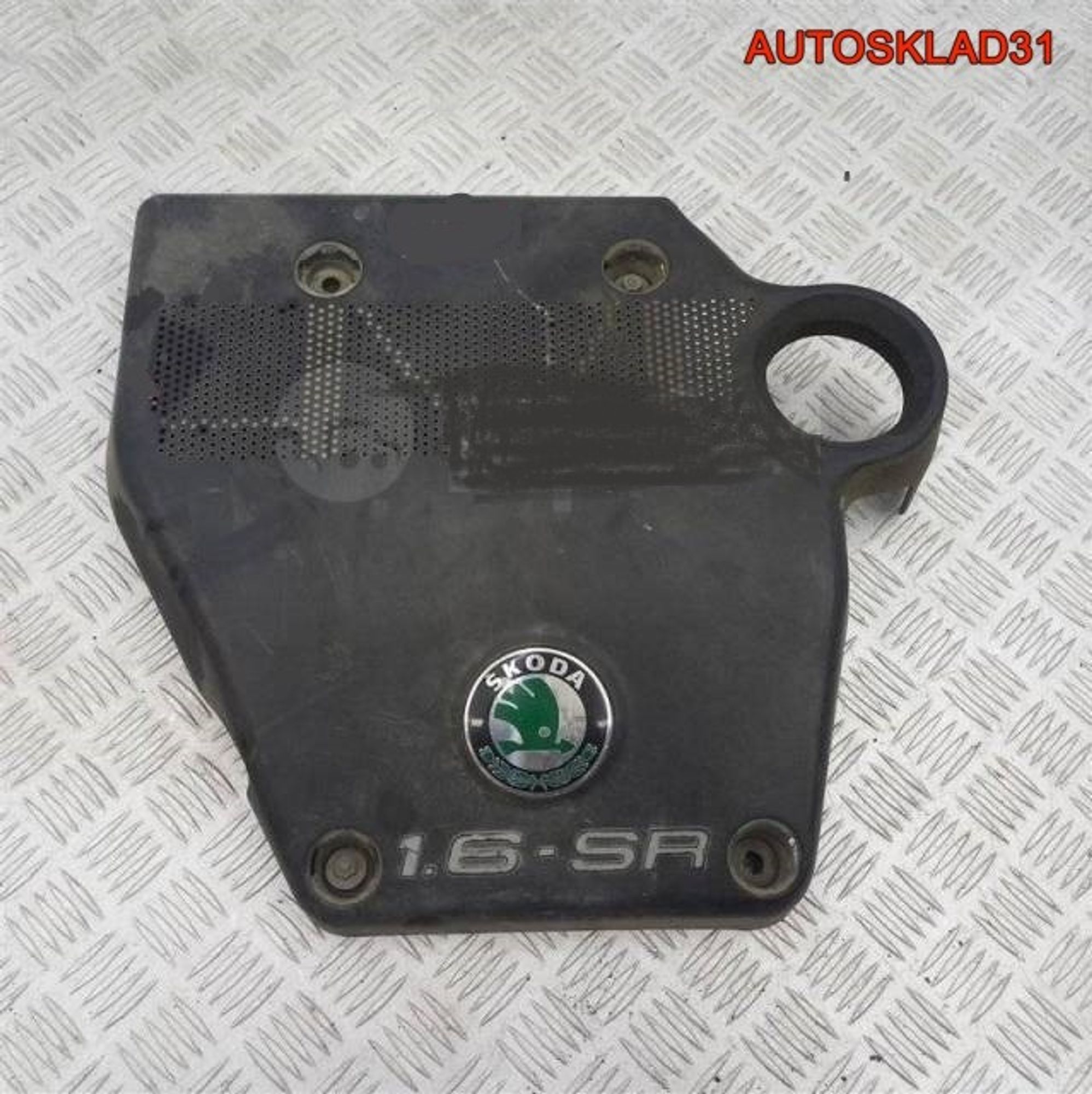 Декоративная крышка двигателя Skoda Octavia A4 06A103925AB - АвтоСклад31.рф - авторазборка контрактные б/у запчасти в г. Белгород Декоративная крышка двигателя Skoda Octavia A4 06A103925AB - АвтоСклад31.рф - авторазборка контрактные б/у запчасти в г. Белгород