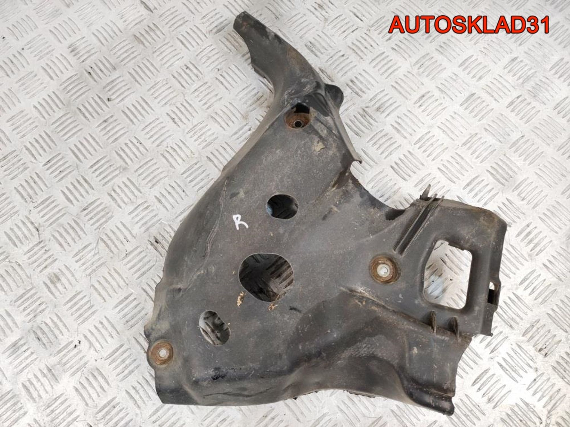 Защита заднего правого рычага Audi A6 C6 4F0505416C - АвтоСклад31.рф - авторазборка контрактные б/у запчасти в г. Белгород Защита заднего правого рычага Audi A6 C6 4F0505416C - АвтоСклад31.рф - авторазборка контрактные б/у запчасти в г. Белгород