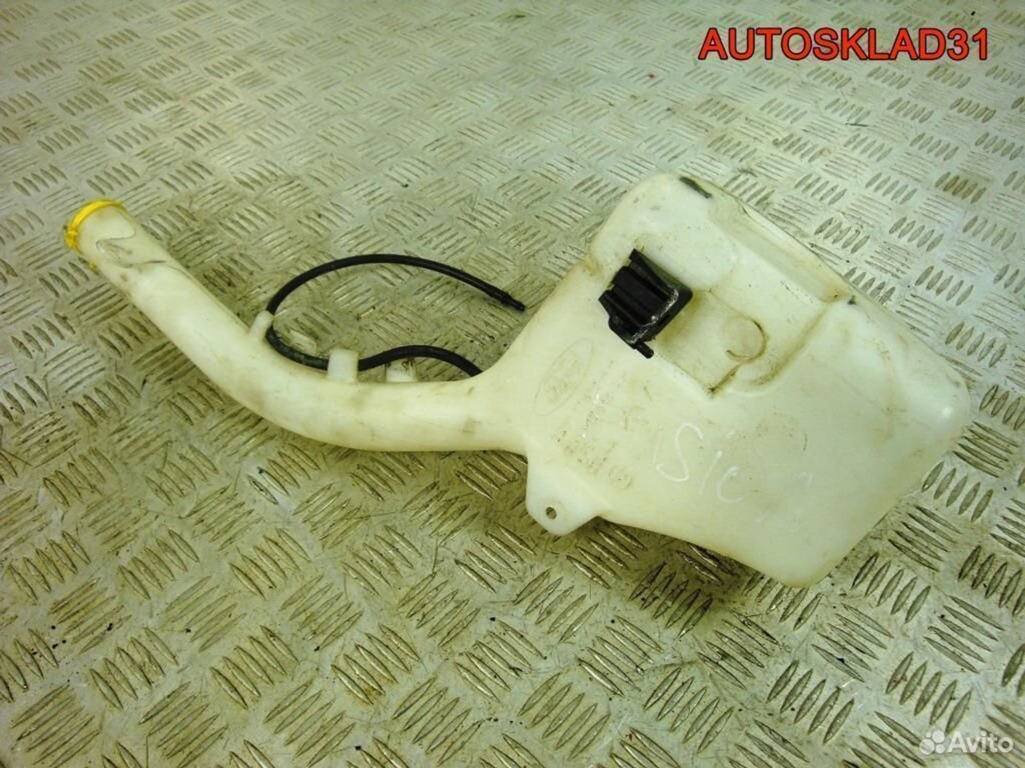 Бачок омывателя Ford Fiesta 2S6117618AH - АвтоСклад31.рф - авторазборка контрактные б/у запчасти в г. Белгород Бачок омывателя Ford Fiesta 2S6117618AH - АвтоСклад31.рф - авторазборка контрактные б/у запчасти в г. Белгород