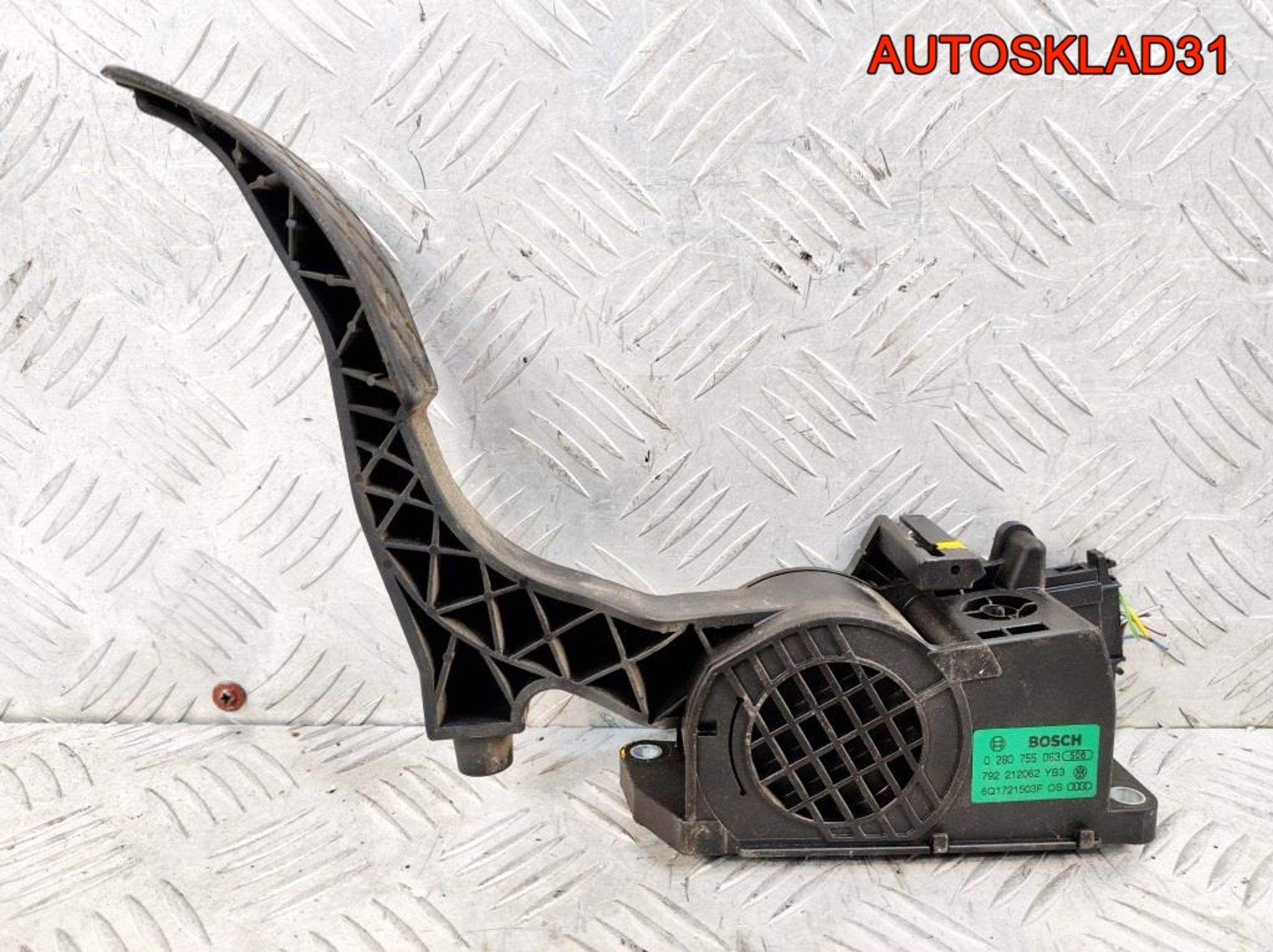 Педаль газа Skoda Fabia 1,4 Бензин 6Q1721503F - АвтоСклад31.рф - авторазборка контрактные б/у запчасти в г. Белгород Педаль газа Skoda Fabia 1,4 Бензин 6Q1721503F - АвтоСклад31.рф - авторазборка контрактные б/у запчасти в г. Белгород
