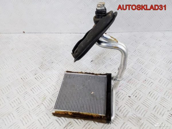 Кронштейн генератора VW Passat B5+ AHL 06B903143K - АвтоСклад31.рф - авторазборка контрактные б/у запчасти в г. Белгород