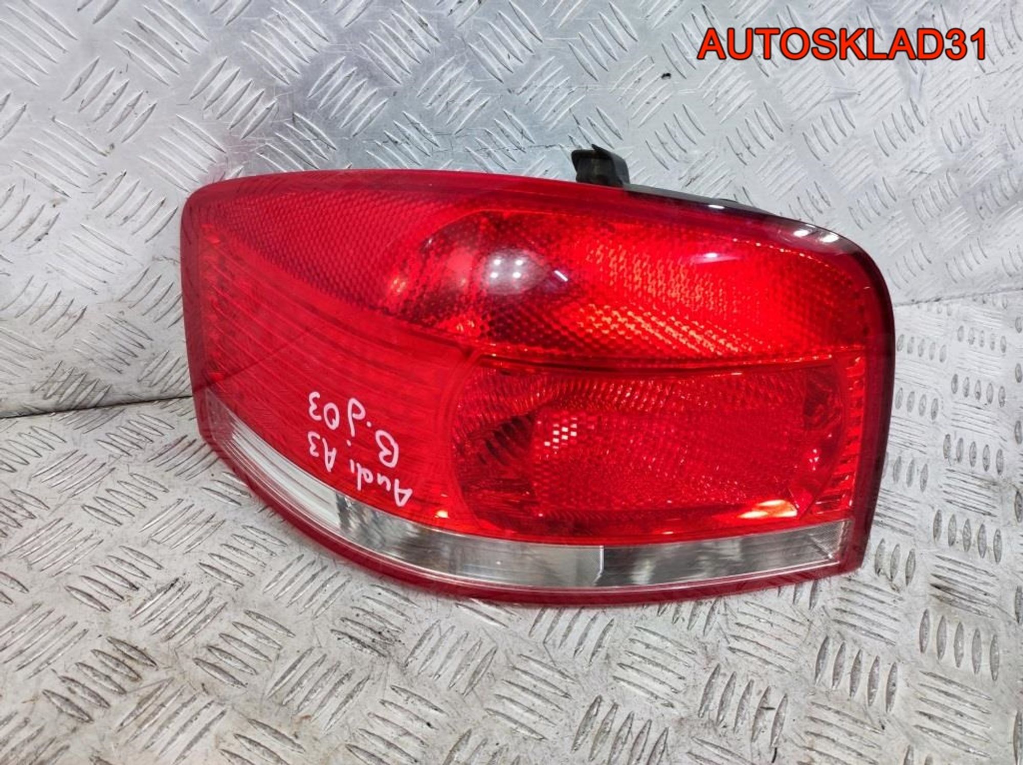 Фонарь задний левый Audi A3 8P1 8P0945095 - АвтоСклад31.рф - авторазборка контрактные б/у запчасти в г. Белгород Фонарь задний левый Audi A3 8P1 8P0945095 - АвтоСклад31.рф - авторазборка контрактные б/у запчасти в г. Белгород