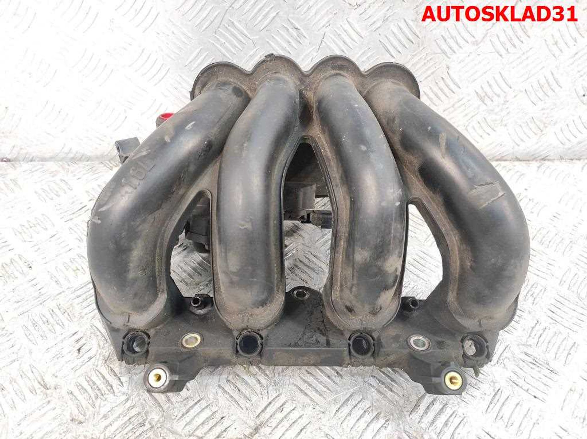 Коллектор впускной Ford Focus 1 1,6 Бензин 2S4U9424AA - АвтоСклад31.рф - авторазборка контрактные б/у запчасти в г. Белгород Коллектор впускной Ford Focus 1 1,6 Бензин 2S4U9424AA - АвтоСклад31.рф - авторазборка контрактные б/у запчасти в г. Белгород