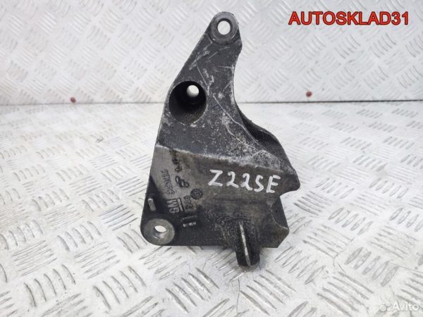 Компрессор кондиционера VW Golf 5 1K0820803S - АвтоСклад31.рф - авторазборка контрактные б/у запчасти в г. Белгород