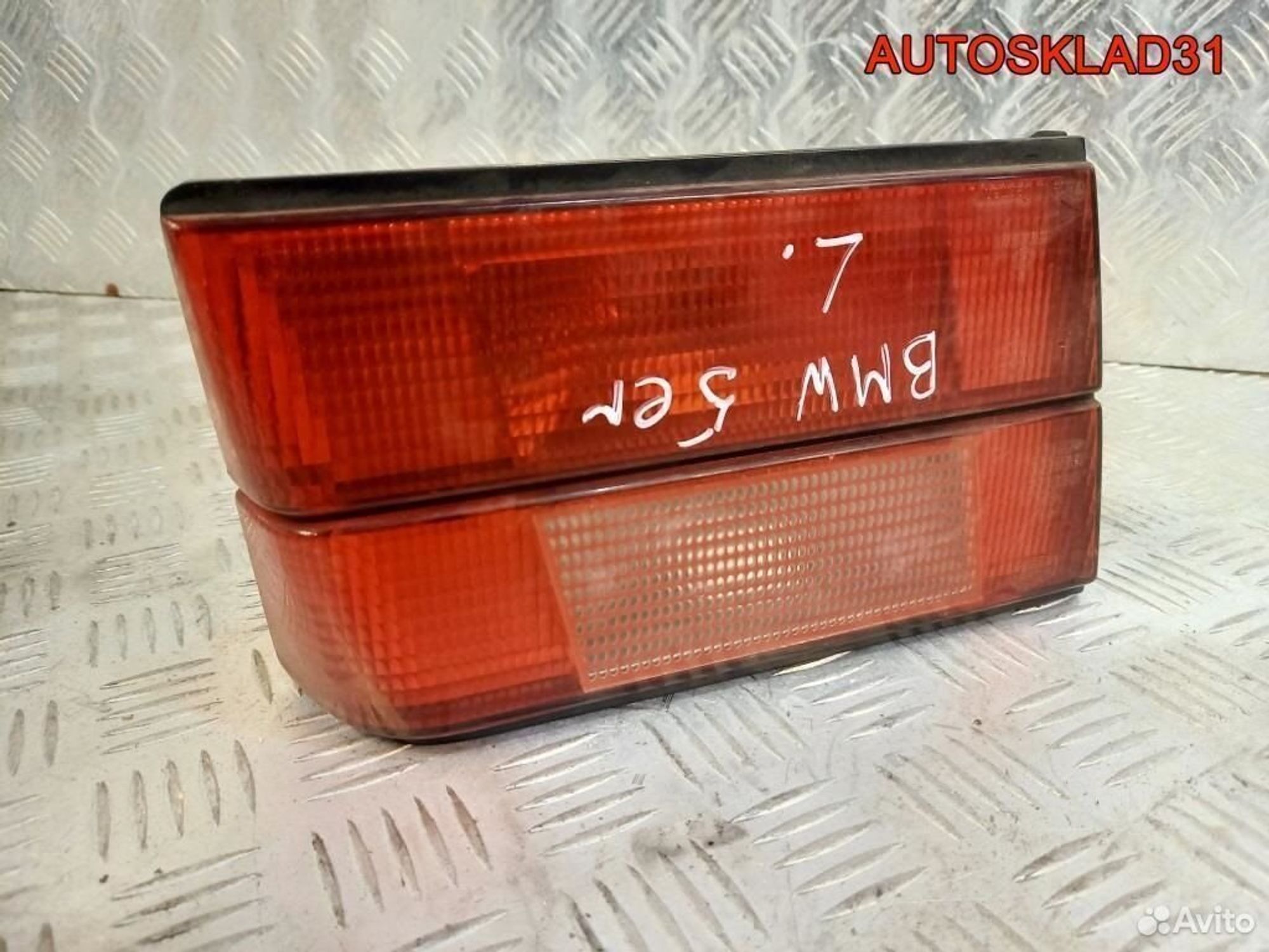 Фонарь задний внутренний левый BMW Е34 1384011 - АвтоСклад31.рф - авторазборка контрактные б/у запчасти в г. Белгород Фонарь задний внутренний левый BMW Е34 1384011 - АвтоСклад31.рф - авторазборка контрактные б/у запчасти в г. Белгород