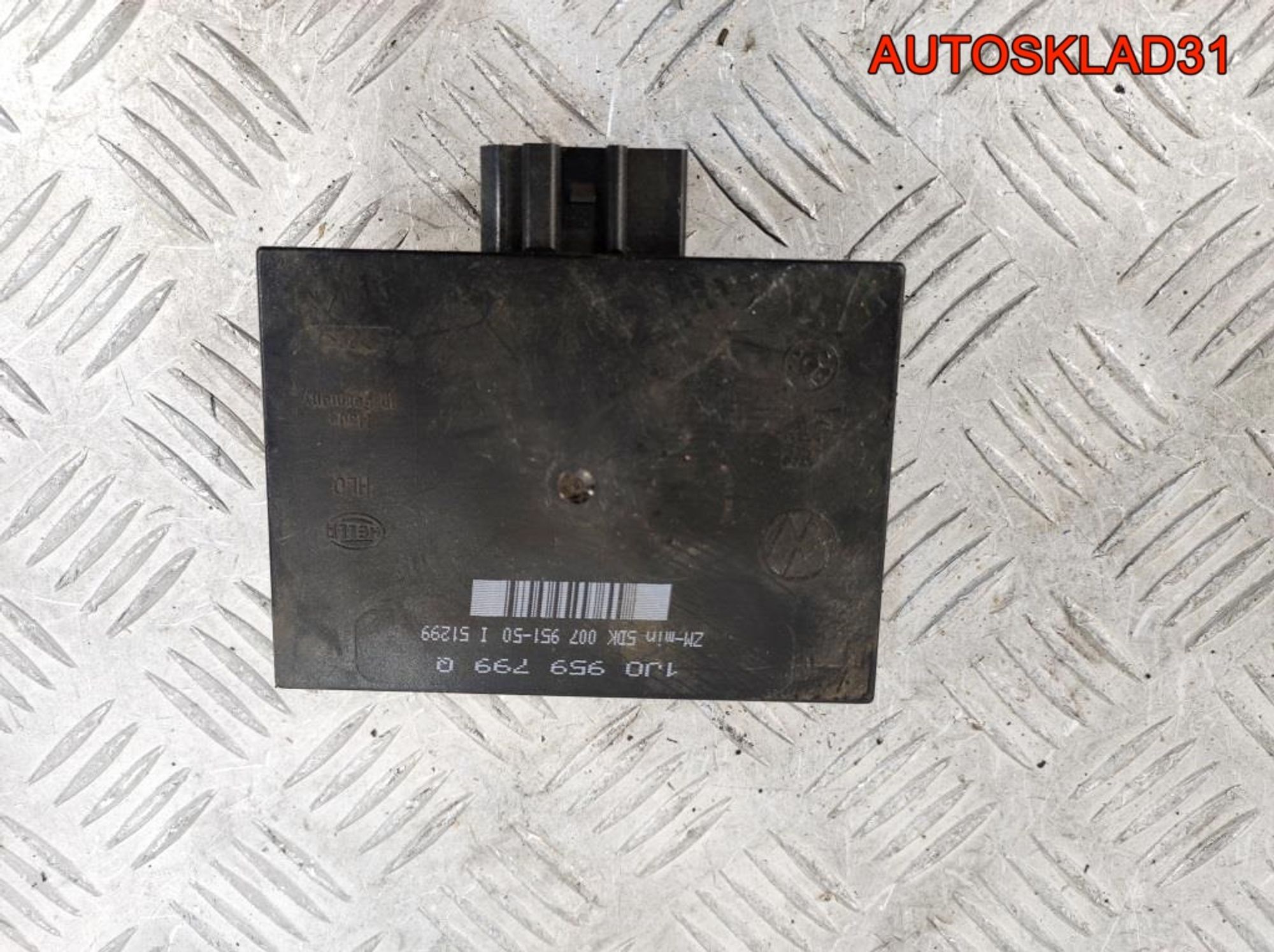 Блок комфорта Volkswagen Passat B5 1J0959799Q - АвтоСклад31.рф - авторазборка контрактные б/у запчасти в г. Белгород Блок комфорта Volkswagen Passat B5 1J0959799Q - АвтоСклад31.рф - авторазборка контрактные б/у запчасти в г. Белгород