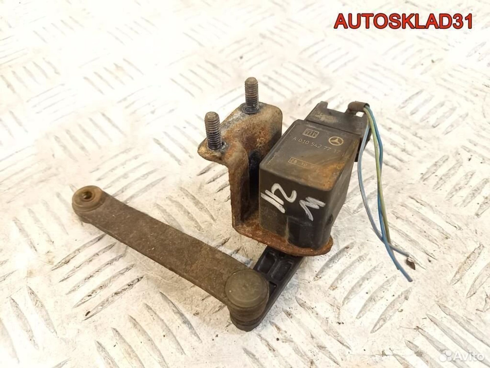 Датчик дорожного просвета Mercedes W211 0105427717 - АвтоСклад31.рф - авторазборка контрактные б/у запчасти в г. Белгород Датчик дорожного просвета Mercedes W211 0105427717 - АвтоСклад31.рф - авторазборка контрактные б/у запчасти в г. Белгород