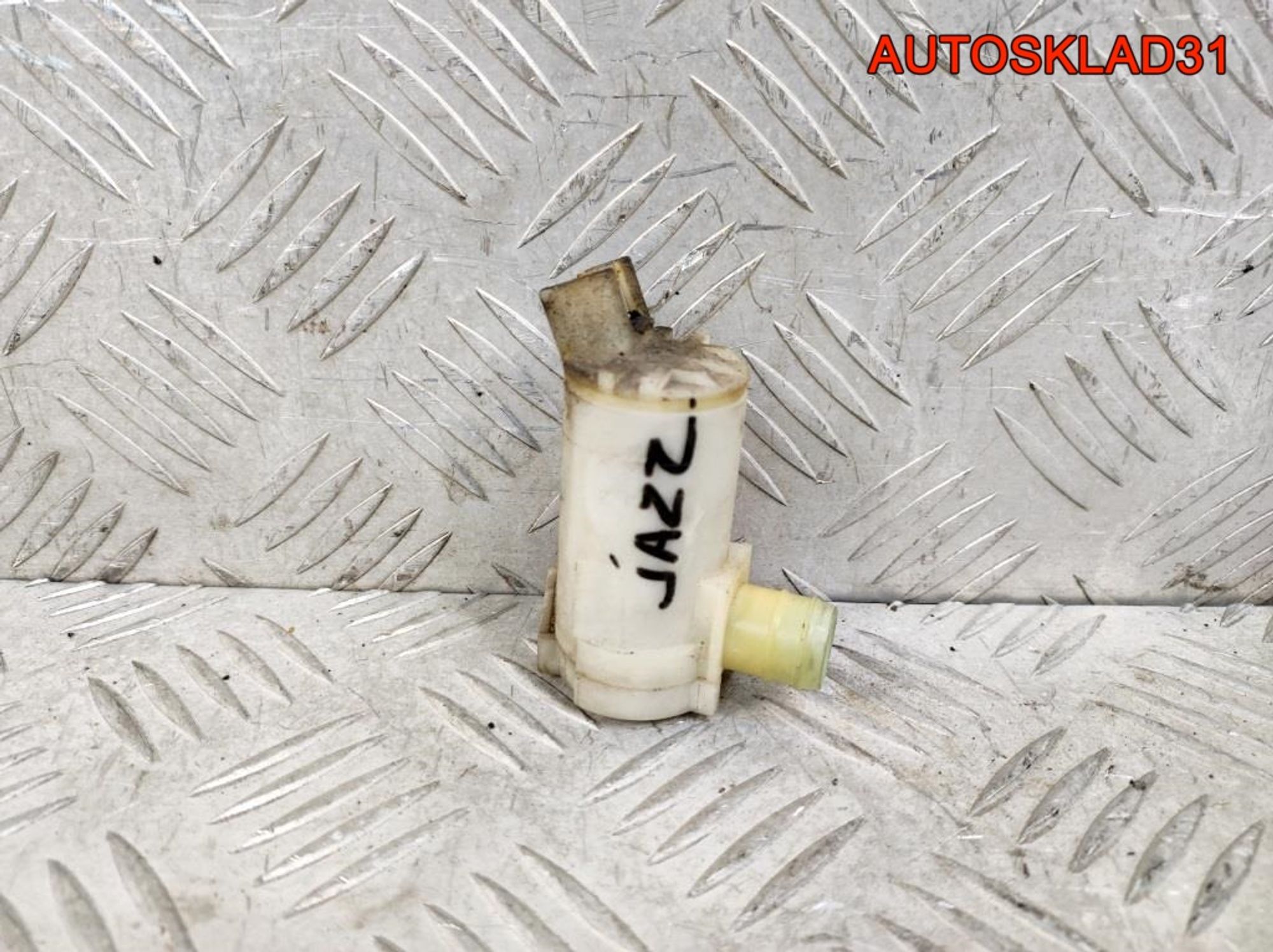 Насос омывателя Honda Jazz 2224631A - АвтоСклад31.рф - авторазборка контрактные б/у запчасти в г. Белгород Насос омывателя Honda Jazz 2224631A - АвтоСклад31.рф - авторазборка контрактные б/у запчасти в г. Белгород