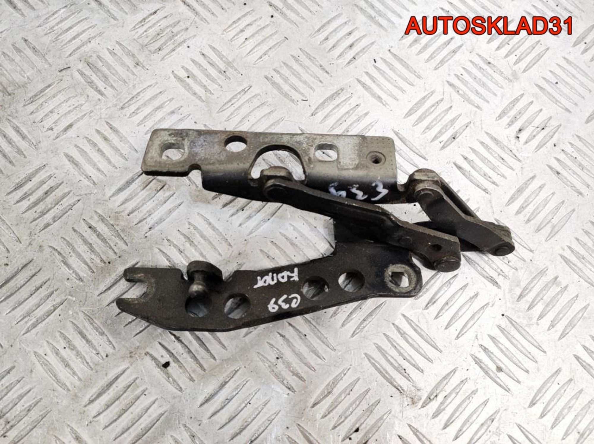 Петля капота левая BMW E39 41618203275 - АвтоСклад31.рф - авторазборка контрактные б/у запчасти в г. Белгород Петля капота левая BMW E39 41618203275 - АвтоСклад31.рф - авторазборка контрактные б/у запчасти в г. Белгород
