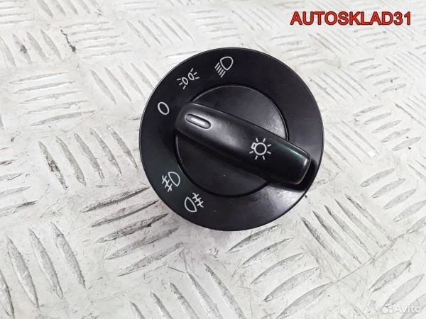 Пыльник двигателя правый Ford Focus 2 3M516775AF - АвтоСклад31.рф - авторазборка контрактные б/у запчасти в г. Белгород