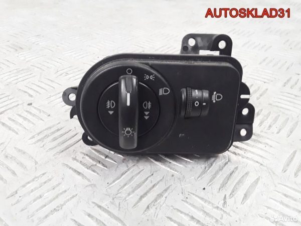 Кронштейн генератора Audi A4 B7 2.0 BUL - АвтоСклад31.рф - авторазборка контрактные б/у запчасти в г. Белгород