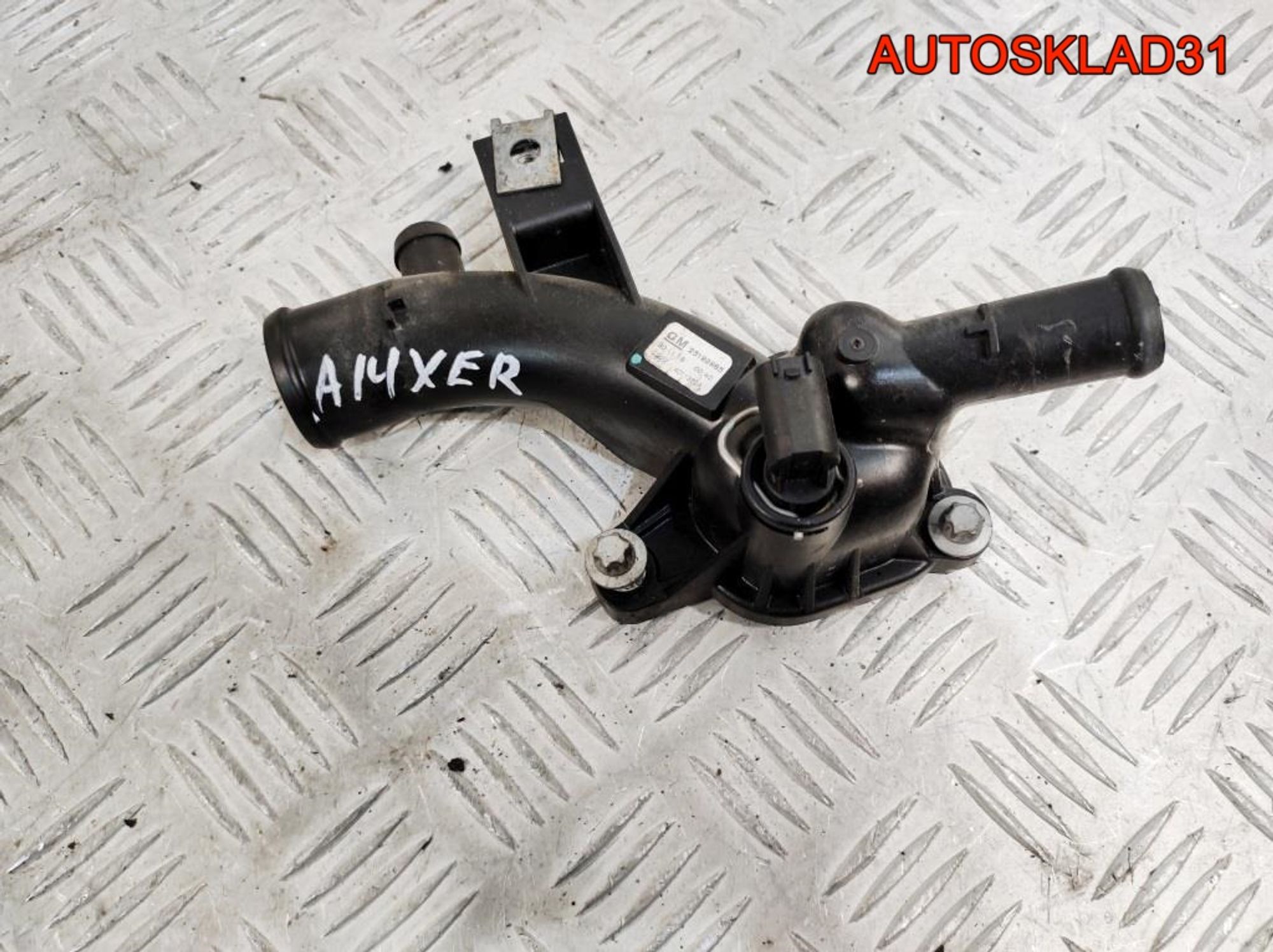 Корпус термостата Opel Corsa D 1,4 A14XER 25192985 Бензин - АвтоСклад31.рф - авторазборка контрактные б/у запчасти в г. Белгород Корпус термостата Opel Corsa D 1,4 A14XER 25192985 Бензин - АвтоСклад31.рф - авторазборка контрактные б/у запчасти в г. Белгород