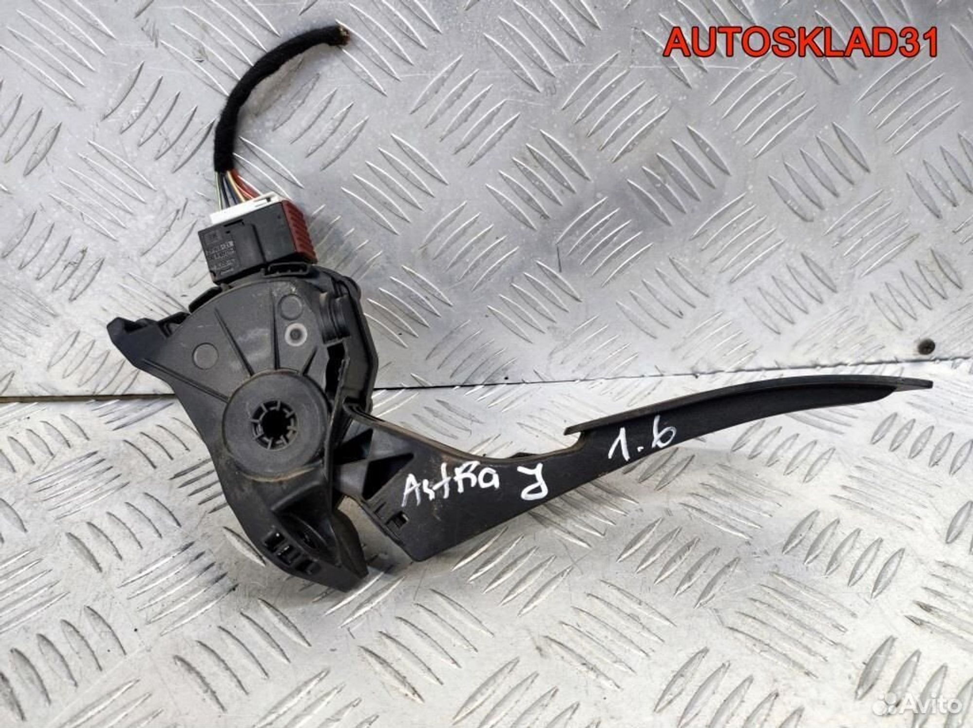 Педаль газа Opel Astra J 1.6 A16XER 13252702 - АвтоСклад31.рф - авторазборка контрактные б/у запчасти в г. Белгород Педаль газа Opel Astra J 1.6 A16XER 13252702 - АвтоСклад31.рф - авторазборка контрактные б/у запчасти в г. Белгород