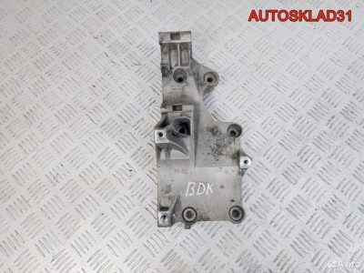 Кронштейн генератора VW Golf 5 2.0 BDK 03G903143A - АвтоСклад31.рф - авторазборка контрактные б/у запчасти в г. Белгород