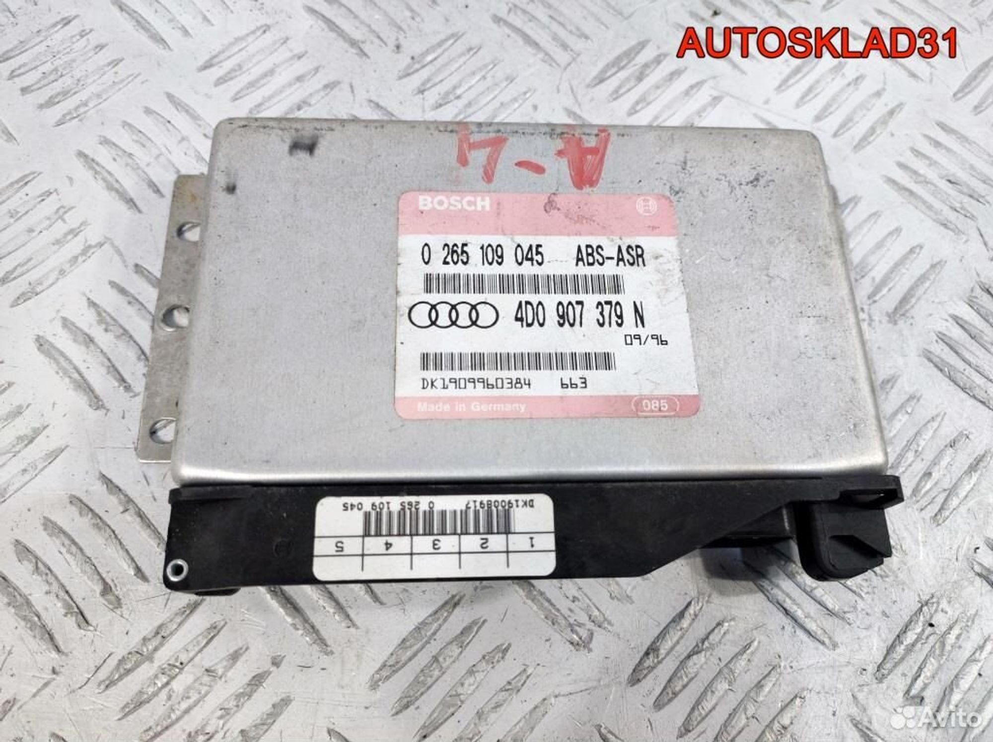 Блок управления ABS Audi A4 B5 4D0907379N - АвтоСклад31.рф - авторазборка контрактные б/у запчасти в г. Белгород Блок управления ABS Audi A4 B5 4D0907379N - АвтоСклад31.рф - авторазборка контрактные б/у запчасти в г. Белгород