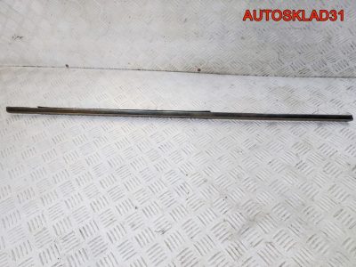 Накладка стекла заднего левого Mercedes W210 Седан - АвтоСклад31.рф - авторазборка контрактные б/у запчасти в г. Белгород