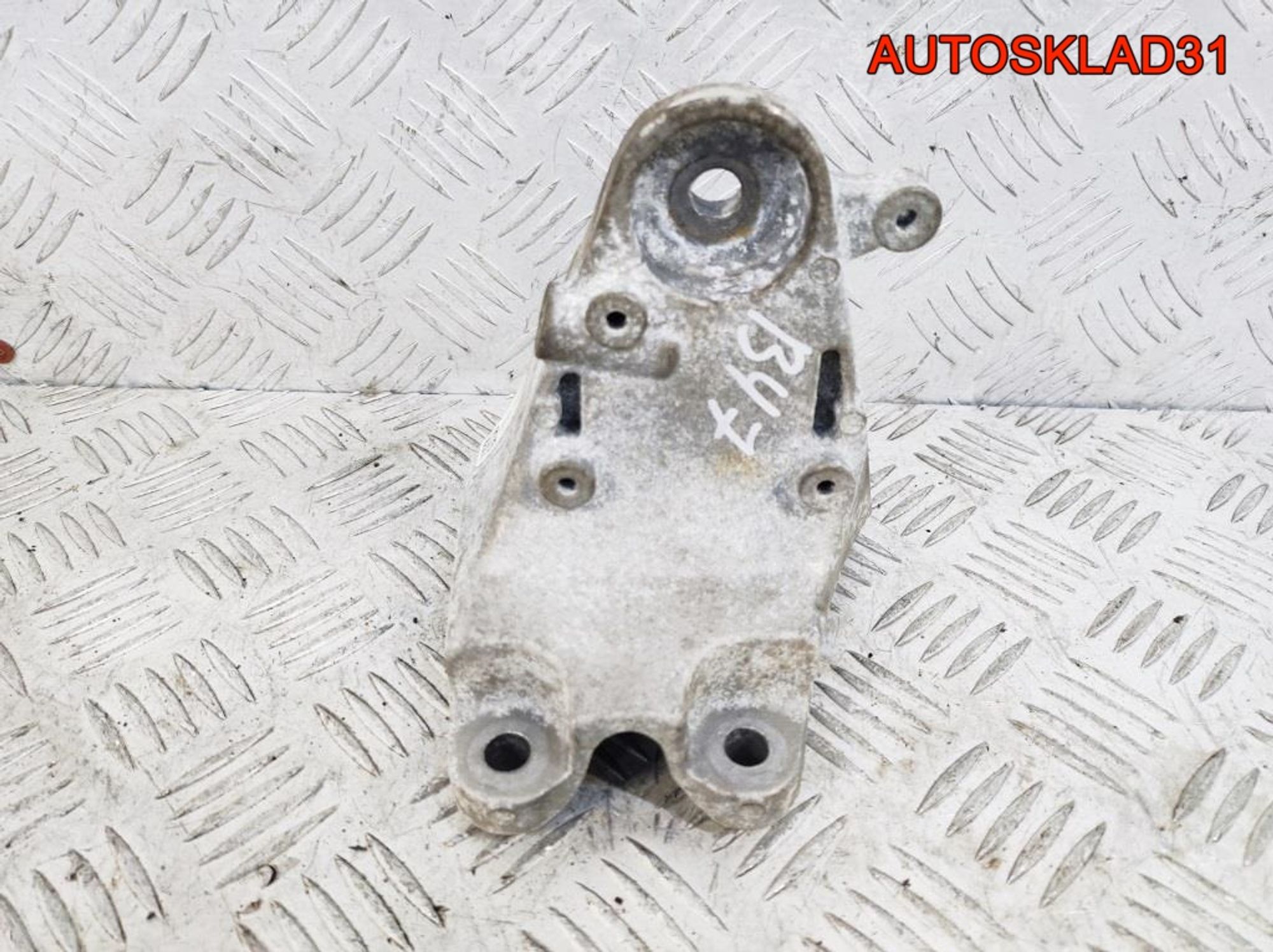 Кронштейн двигателя правый F30 B47D20A 22116859416 - АвтоСклад31.рф - авторазборка контрактные б/у запчасти в г. Белгород Кронштейн двигателя правый F30 B47D20A 22116859416 - АвтоСклад31.рф - авторазборка контрактные б/у запчасти в г. Белгород