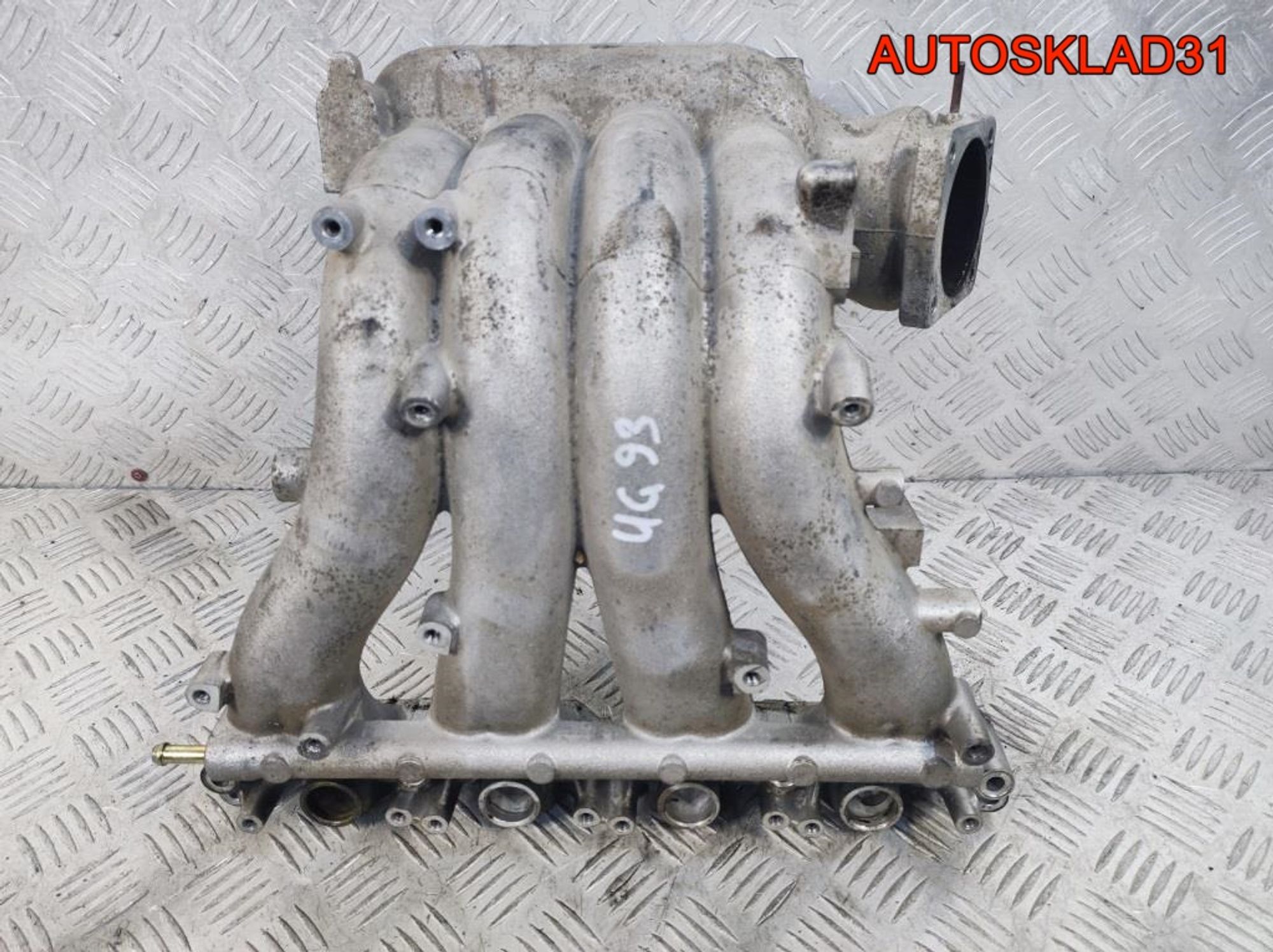 Коллектор впускной Mitsubishi Carisma DA MR507324 - АвтоСклад31.рф - авторазборка контрактные б/у запчасти в г. Белгород Коллектор впускной Mitsubishi Carisma DA MR507324 - АвтоСклад31.рф - авторазборка контрактные б/у запчасти в г. Белгород