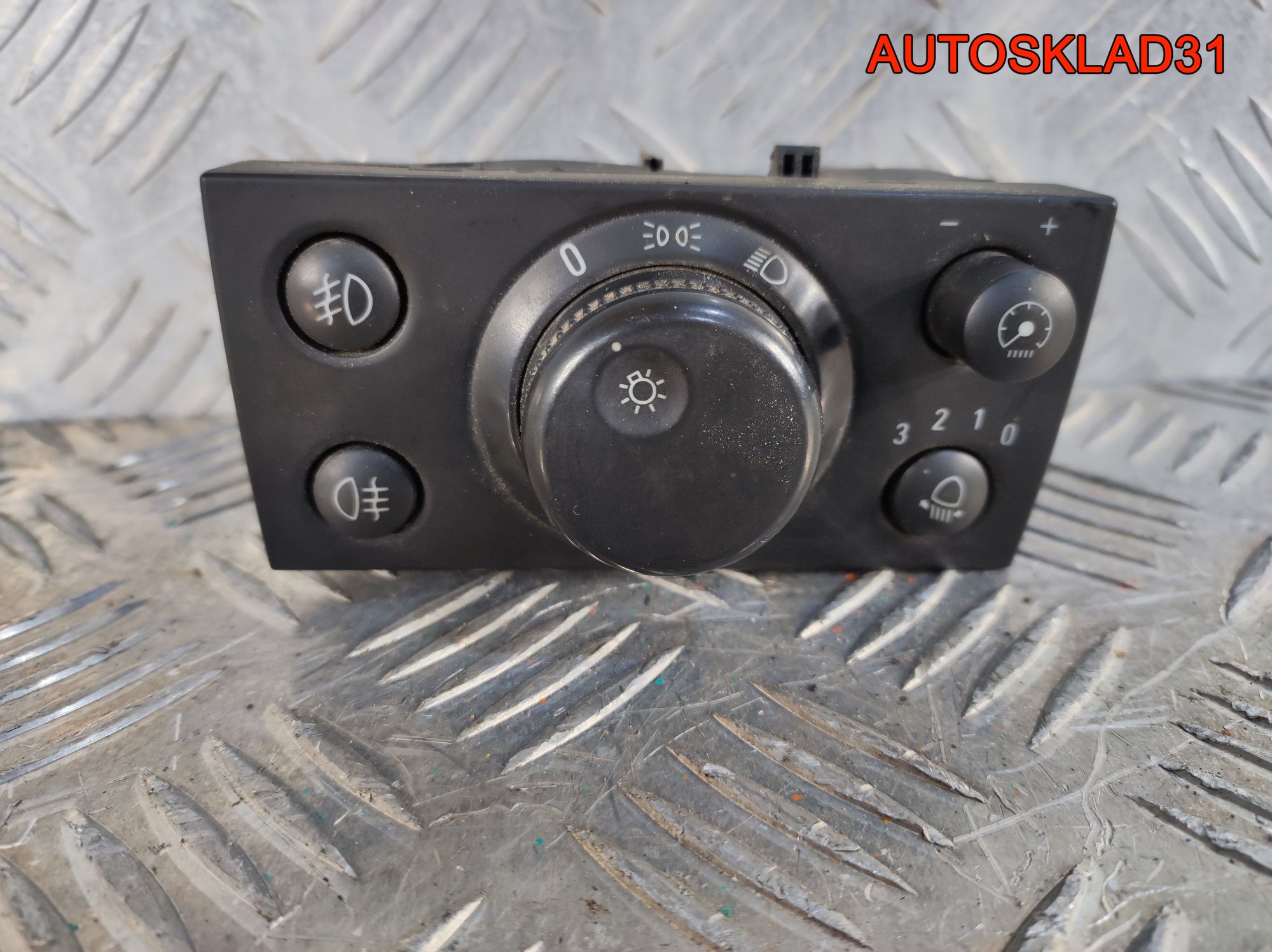 Переключатель света Opel Vectra C 13177066 - АвтоСклад31.рф - авторазборка контрактные б/у запчасти в г. Белгород Переключатель света Opel Vectra C 13177066 - АвтоСклад31.рф - авторазборка контрактные б/у запчасти в г. Белгород