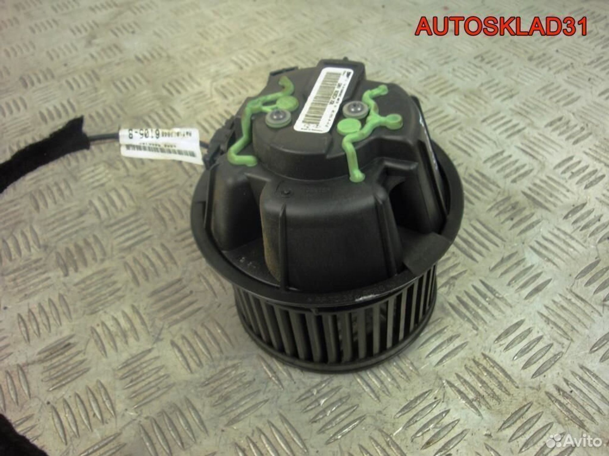 Моторчик печки основной Renaul Sandero N106609Z - АвтоСклад31.рф - авторазборка контрактные б/у запчасти в г. Белгород Моторчик печки основной Renaul Sandero N106609Z - АвтоСклад31.рф - авторазборка контрактные б/у запчасти в г. Белгород