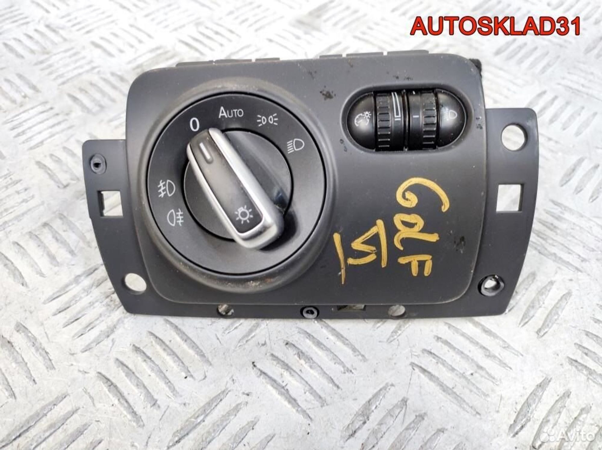 Переключатель света Volkswagen Golf 6 1K1858341A - АвтоСклад31.рф - авторазборка контрактные б/у запчасти в г. Белгород Переключатель света Volkswagen Golf 6 1K1858341A - АвтоСклад31.рф - авторазборка контрактные б/у запчасти в г. Белгород