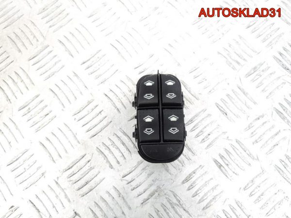Молдинг перед правой двери VW Passat B5 3B0854940B - АвтоСклад31.рф - авторазборка контрактные б/у запчасти в г. Белгород