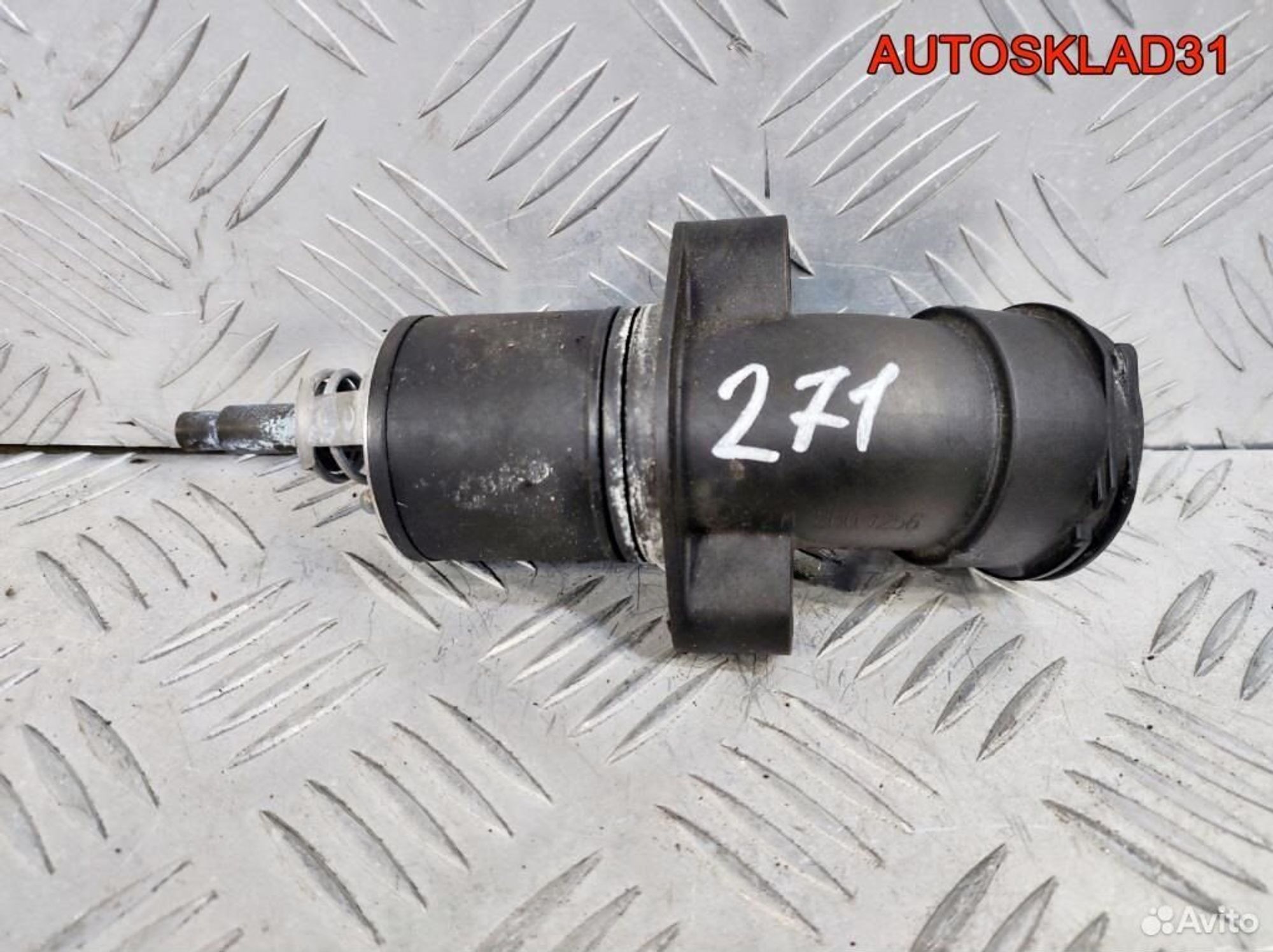 Корпус термостата Mercedes Benz W203 A2712001256 - АвтоСклад31.рф - авторазборка контрактные б/у запчасти в г. Белгород Корпус термостата Mercedes Benz W203 A2712001256 - АвтоСклад31.рф - авторазборка контрактные б/у запчасти в г. Белгород