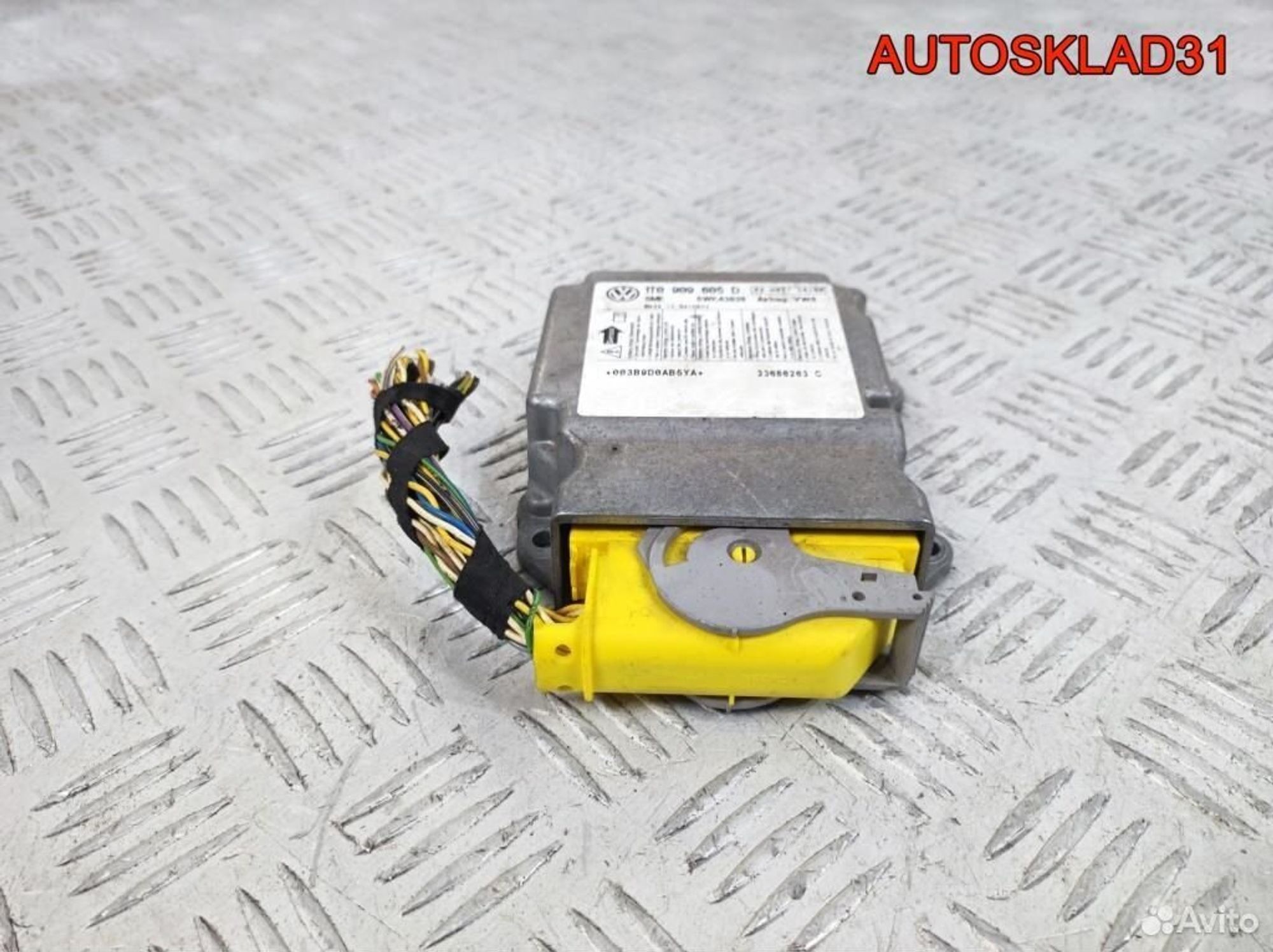 Блок управления AIR BAG VW Touran 1T0909605D - АвтоСклад31.рф - авторазборка контрактные б/у запчасти в г. Белгород Блок управления AIR BAG VW Touran 1T0909605D - АвтоСклад31.рф - авторазборка контрактные б/у запчасти в г. Белгород