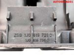 Дефлектор воздушный центральный VW Golf 4 1J0819728C - АвтоСклад31.рф - авторазборка контрактные б/у запчасти в г. Белгород