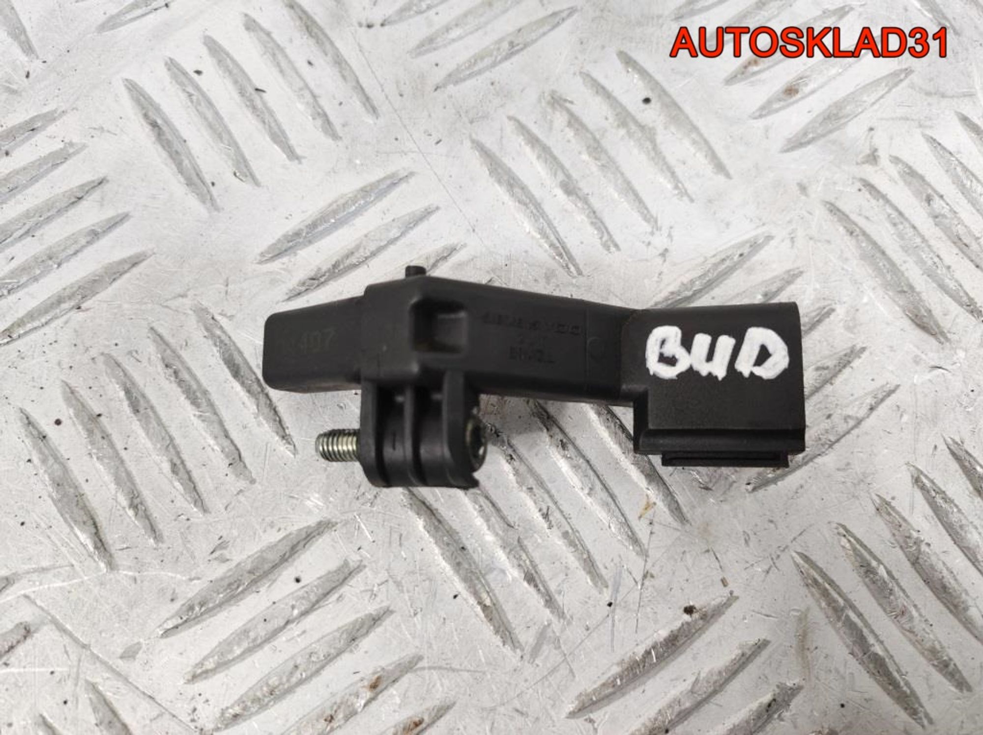 Датчик положения коленвала VW Polo 4 1,4 BUD 032906433 - АвтоСклад31.рф - авторазборка контрактные б/у запчасти в г. Белгород Датчик положения коленвала VW Polo 4 1,4 BUD 032906433 - АвтоСклад31.рф - авторазборка контрактные б/у запчасти в г. Белгород